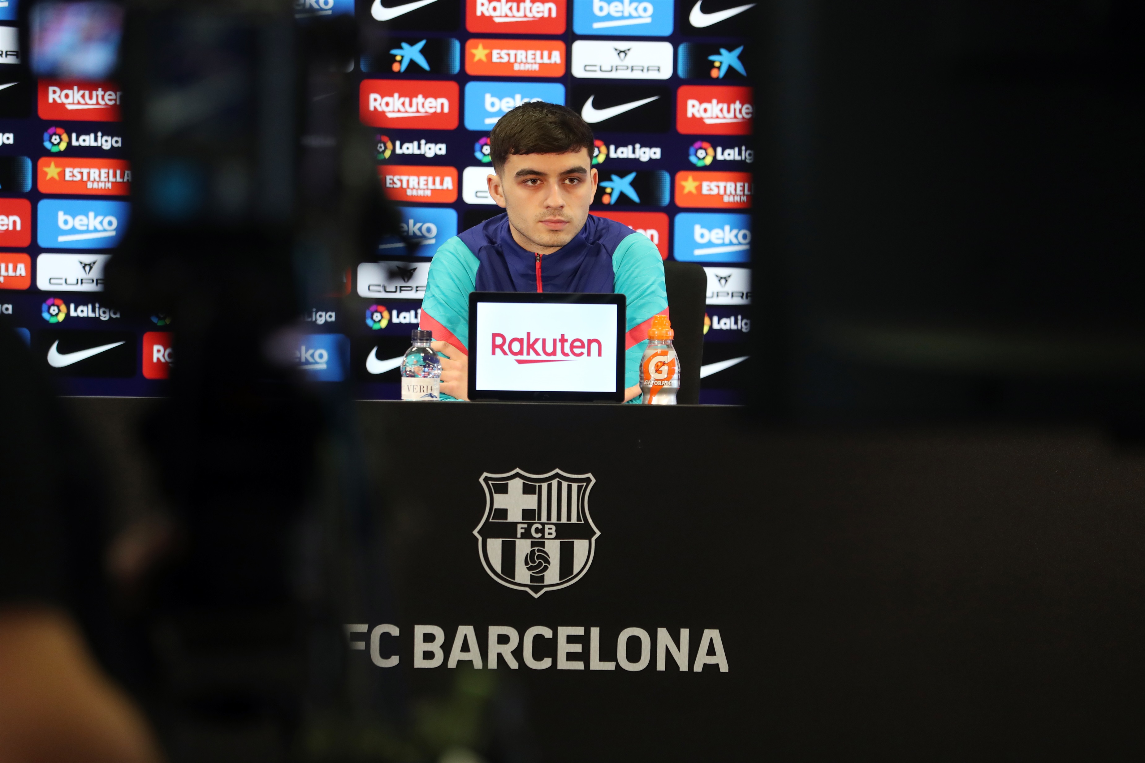 Pedri es la nueva esperanza de Barcelona: lo pagó 5 millones pero con varios objetivos cumplidos la cuenta escaló hasta los 10 actualmente (Foto: Reuters)
