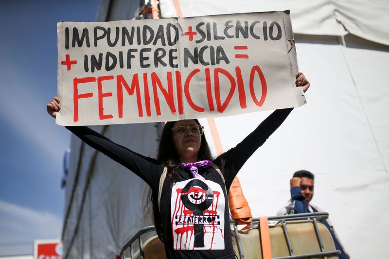 Gasman también enumeró las razones por las cuales las mujeres no denuncian. (Foto: Luisa González/Reuters)