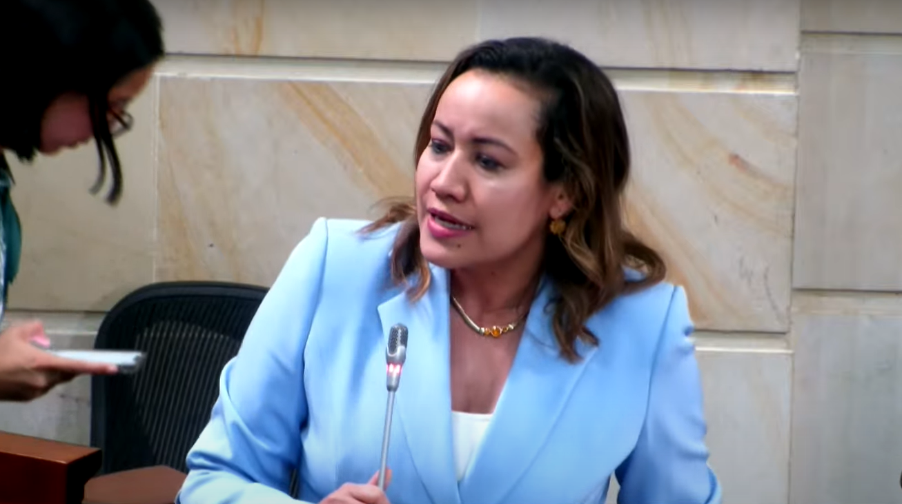 On Tuesday, November 29, a debate on political control of the Minister of Health, Carolina Corcho, is held.  The summonses were senators from the Democratic Center.  Video capture (Congress Channel)