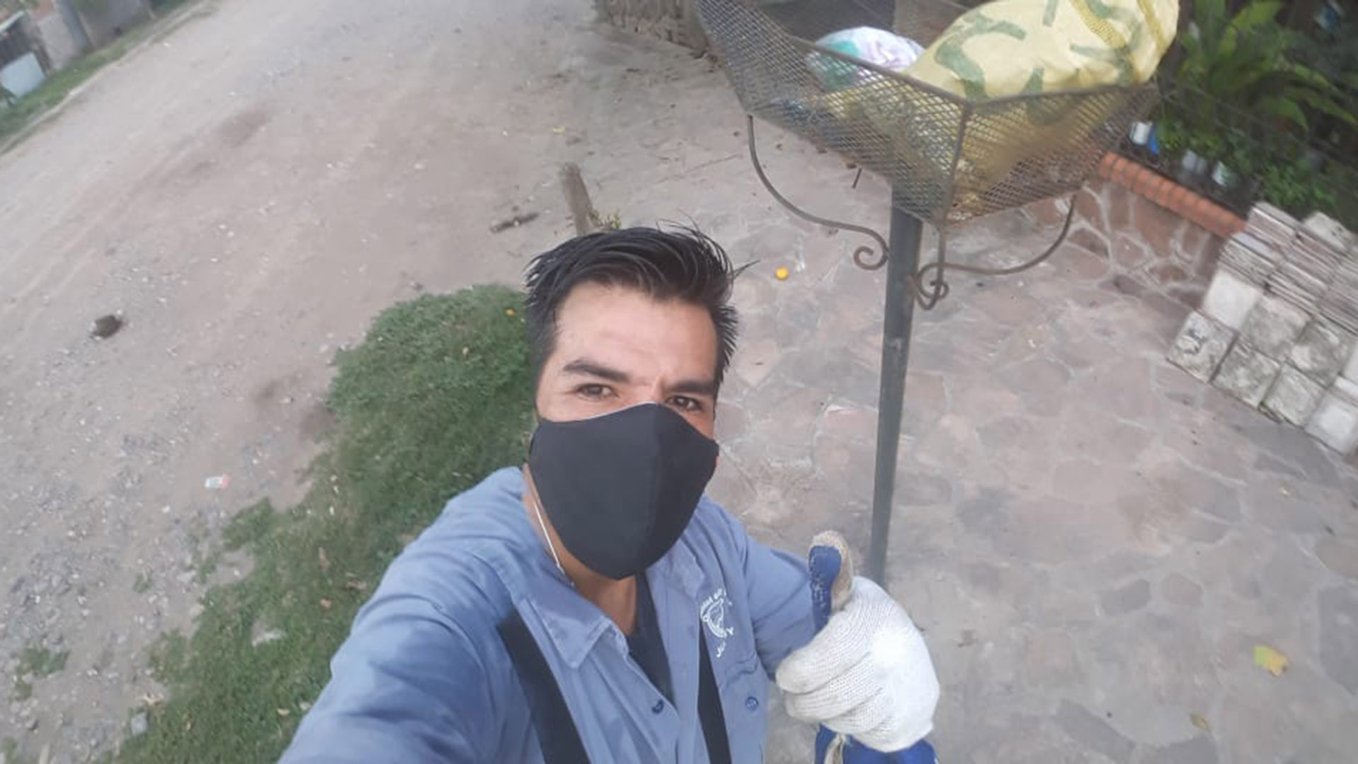Franco Gutiérrez (38) recolector de residuos que lleva adelante una tarea solidaria
