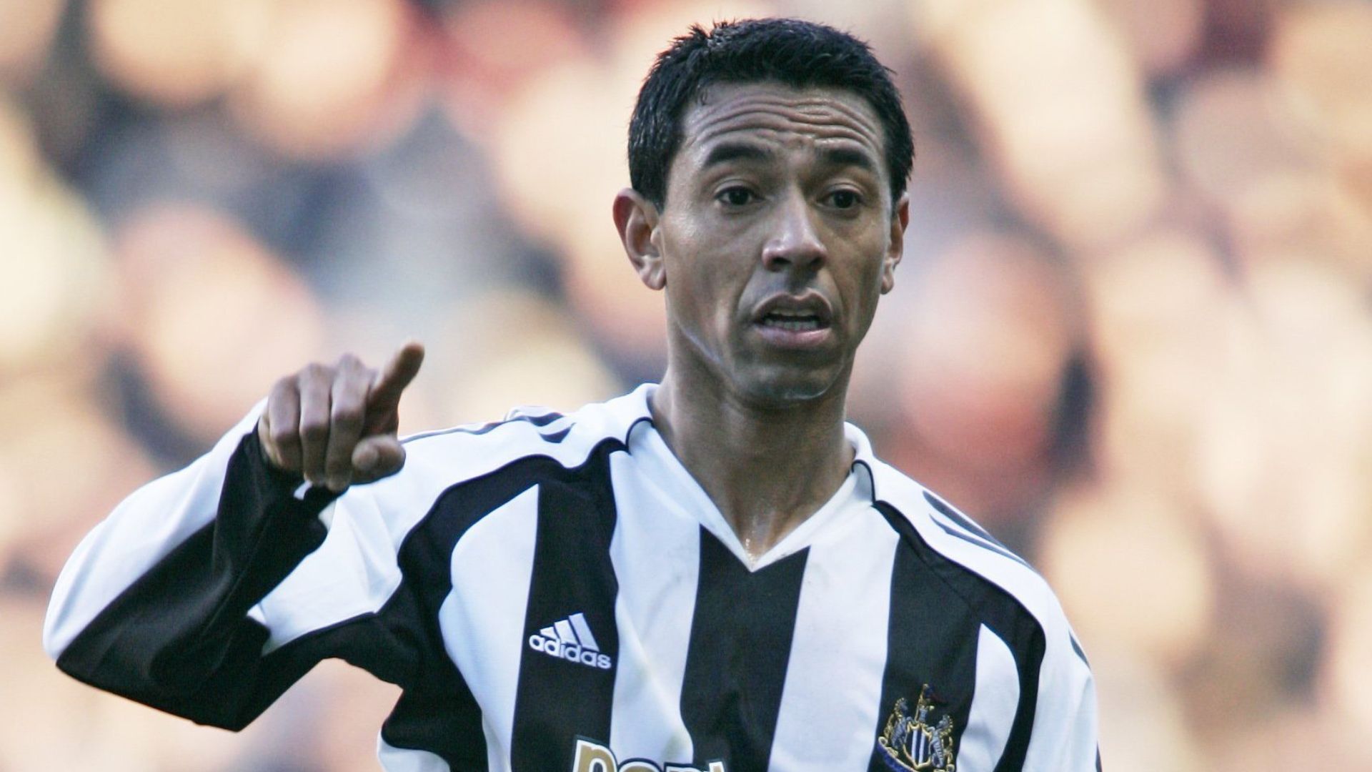 La Premier League destacó a Nolberto Solano y un registro histórico: “Fue  impactante para Newcastle” - Infobae