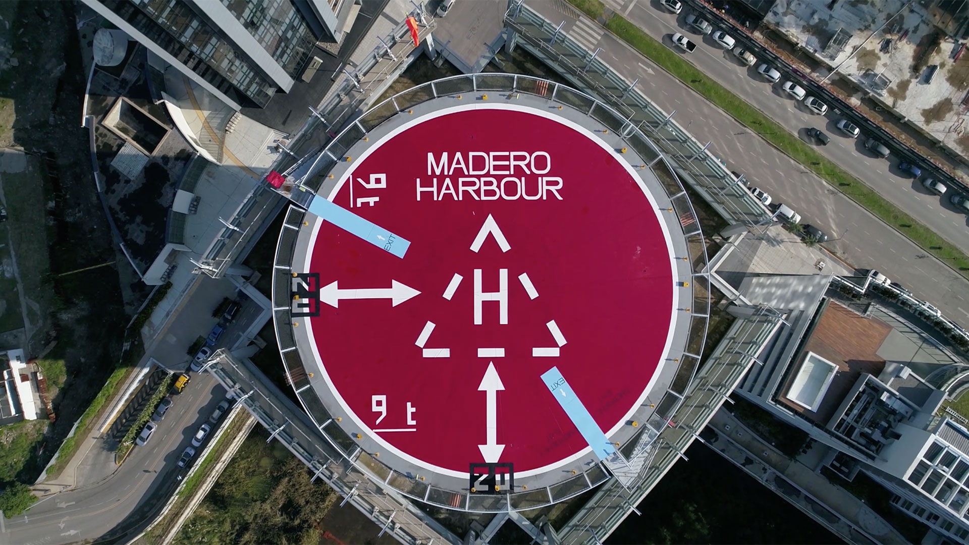 Madero Harbour posee helipuerto, algo único