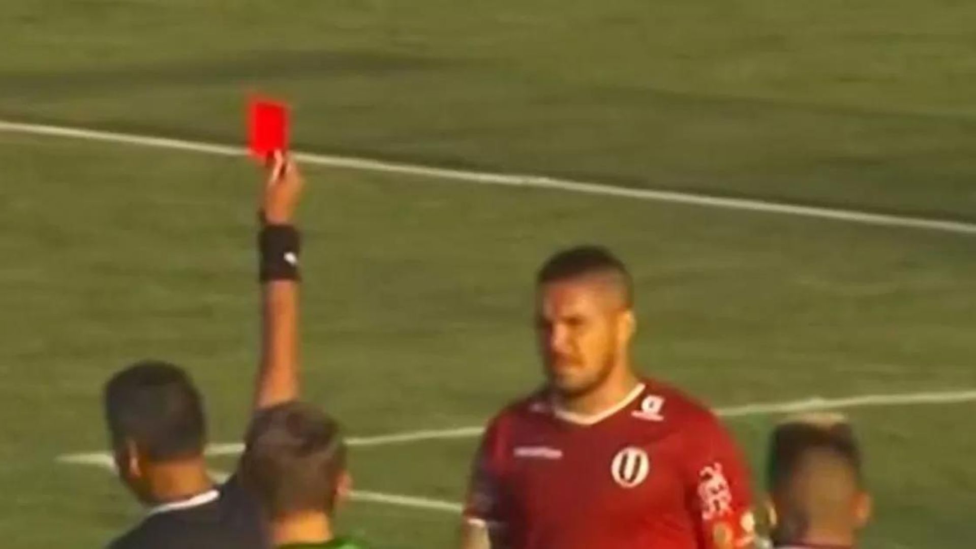 Juan Manuel Vargas ingresó en el inicio del segundo tiempo y 25 minutos más tarde le mostraron la tarjeta roja.