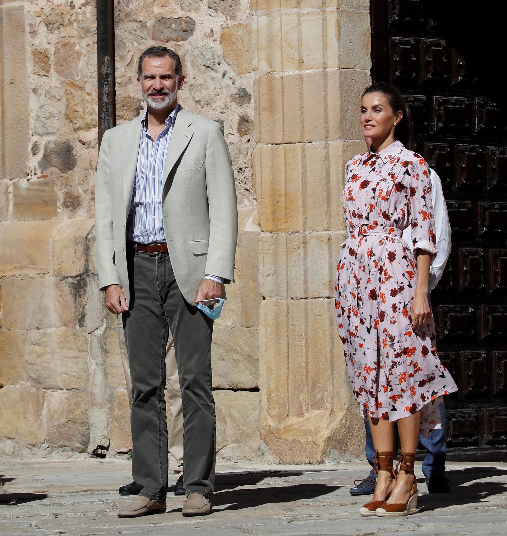 La presencia del rey Felipe VI en Soria: su primera visita a esta provincia, desde su proclamación en junio de 2014. La plataforma Soria ¡Ya! convocó a los vecinos para que luzcan pancartas, banderas y camisetas, para reivindicar las demandas de la provincia, que tiene la menor densidad poblacional de todas las localidades de ese país