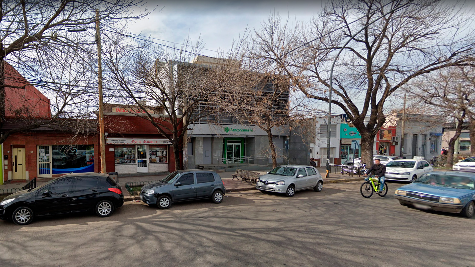 La sucursal de Ayacucho al 5.500 del Nuevo Banco de Santa Fe que fue baleada en Rosario
