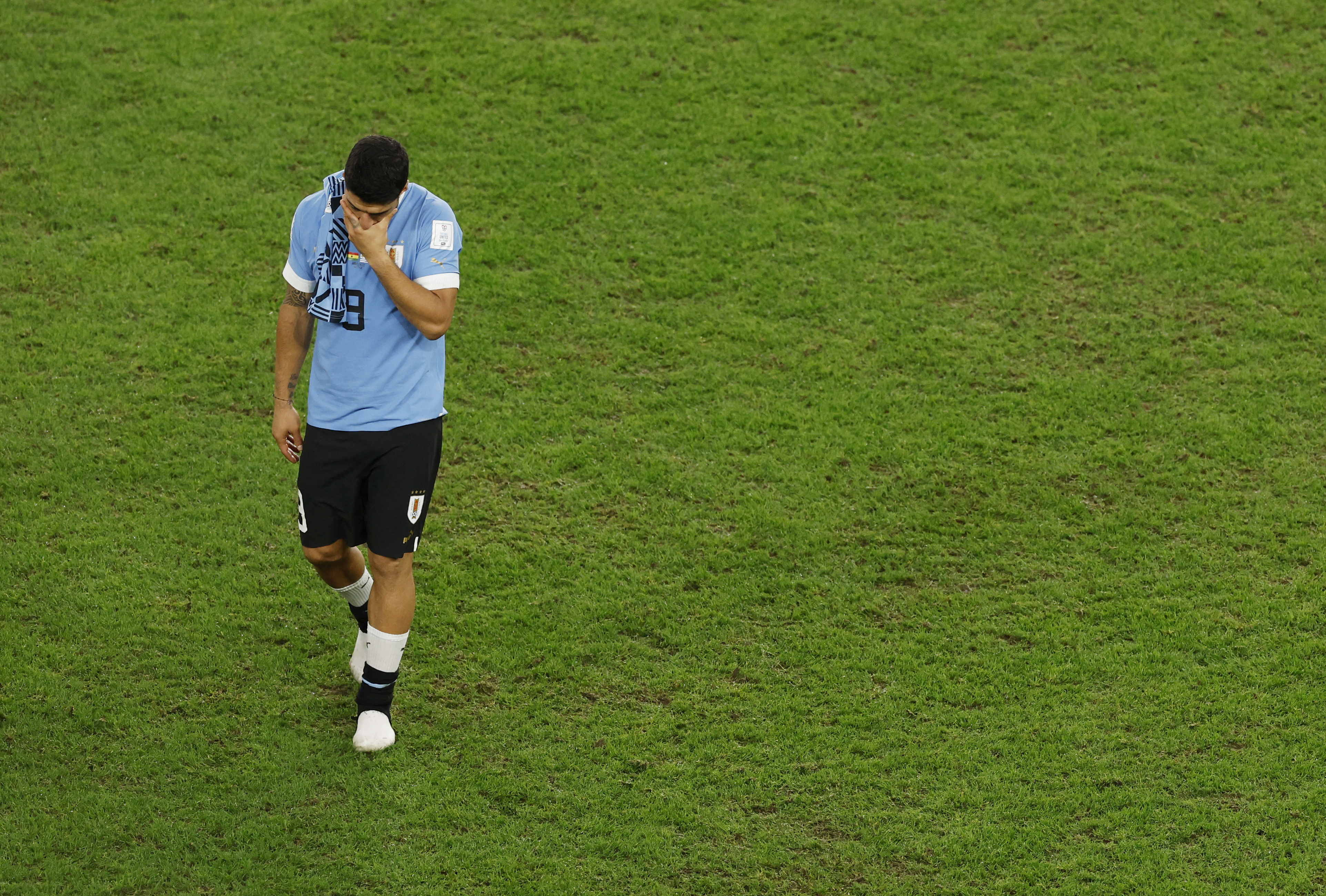 La última imagen de Suárez en el Mundial de Qatar (Reuters)