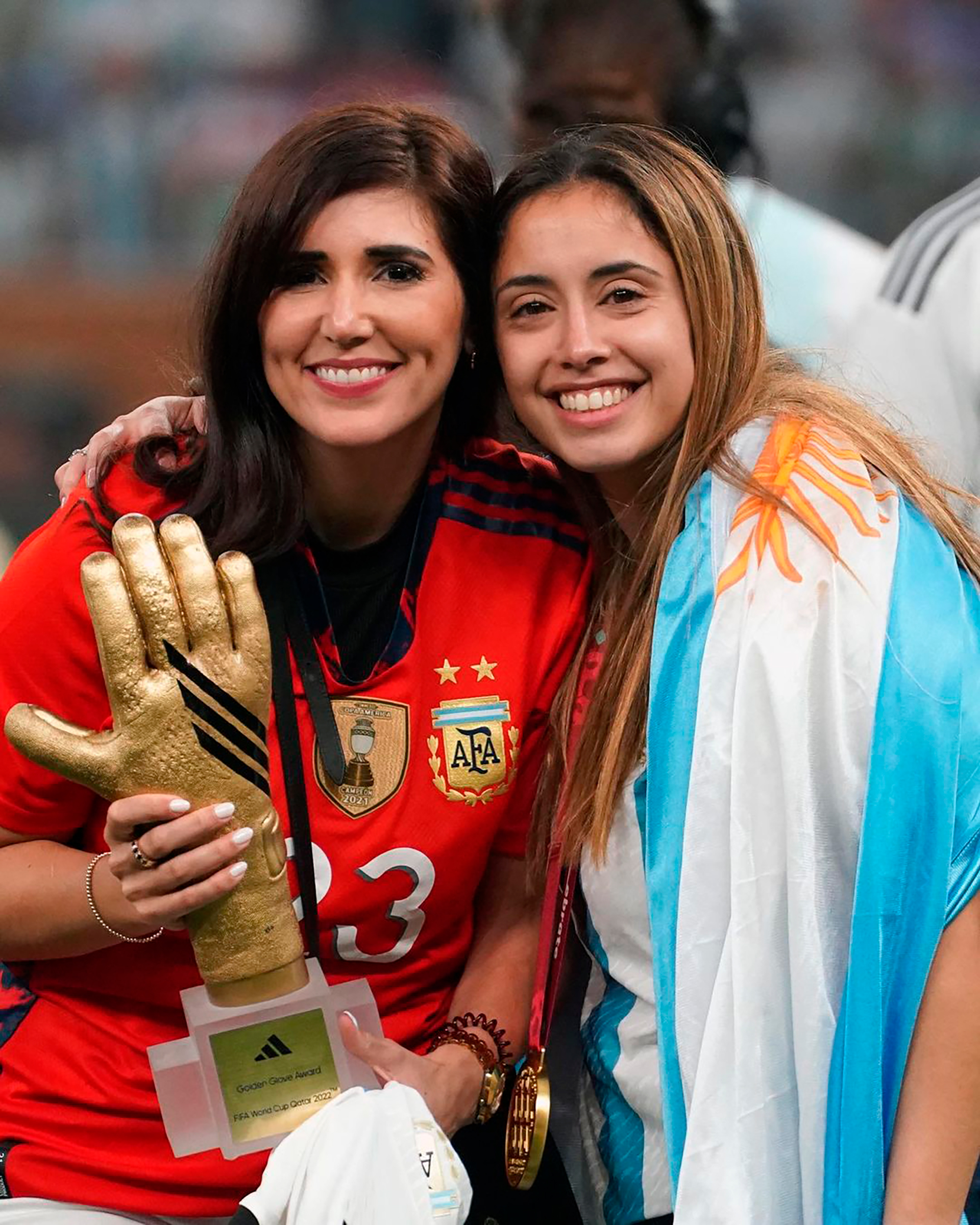 La esposa del Huevo Acuña dejó un emotivo mensaje en redes sociales para homenajear a las campeonas del mundo (Instagram mjuliasilva93)