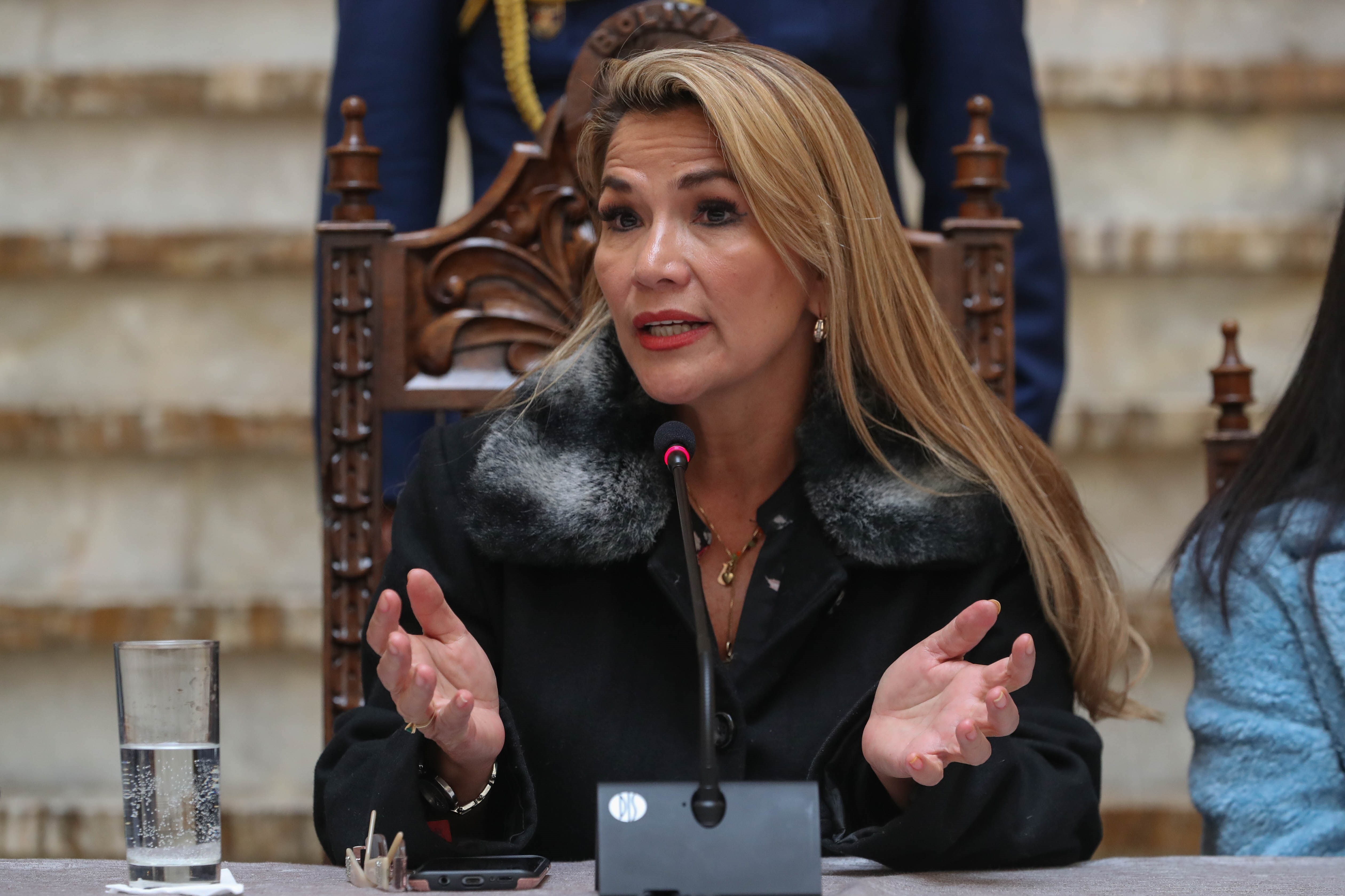Imagen de archivo de la expresidenta interina de Bolivia Jeanine Áñez. EFE/Martin Alipaz