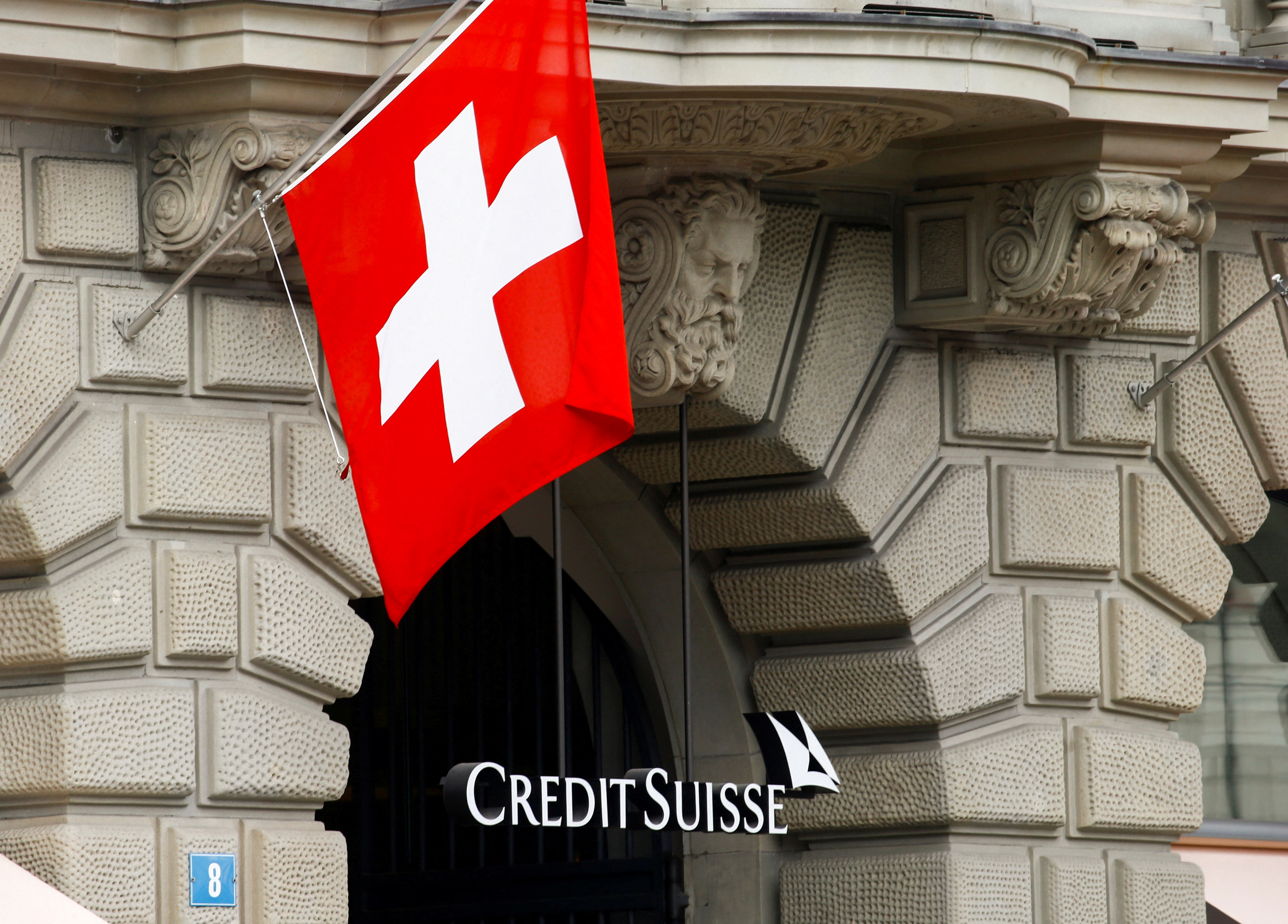 El Credit Suisse, con casa central en Suiza, fue el banco elegido por el    rey de Jordania para llevar su dinero (REUTERS/Arnd Wiegmann/File Photo)