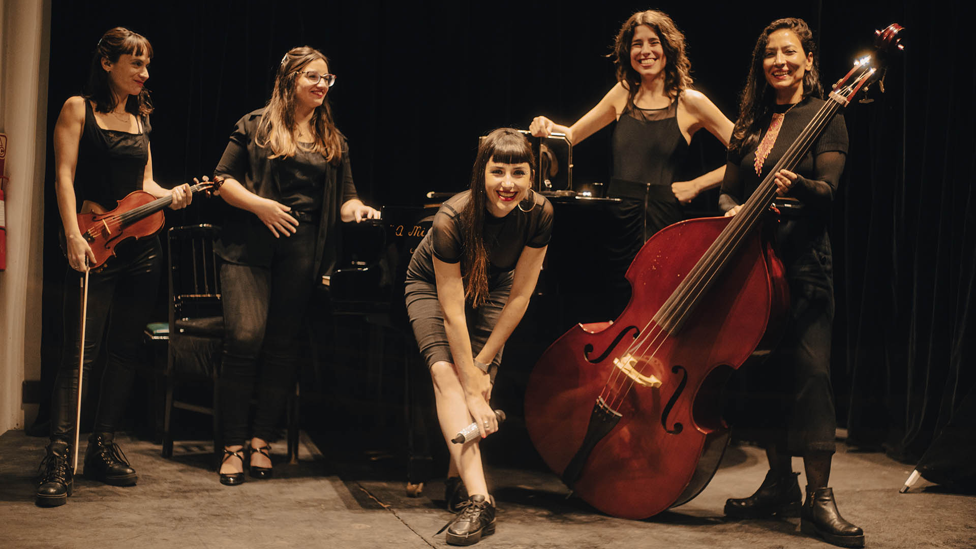 La orquesta de tango de mujeres que sólo toca música creada por su género: “La historia nos tenía muy atrás”