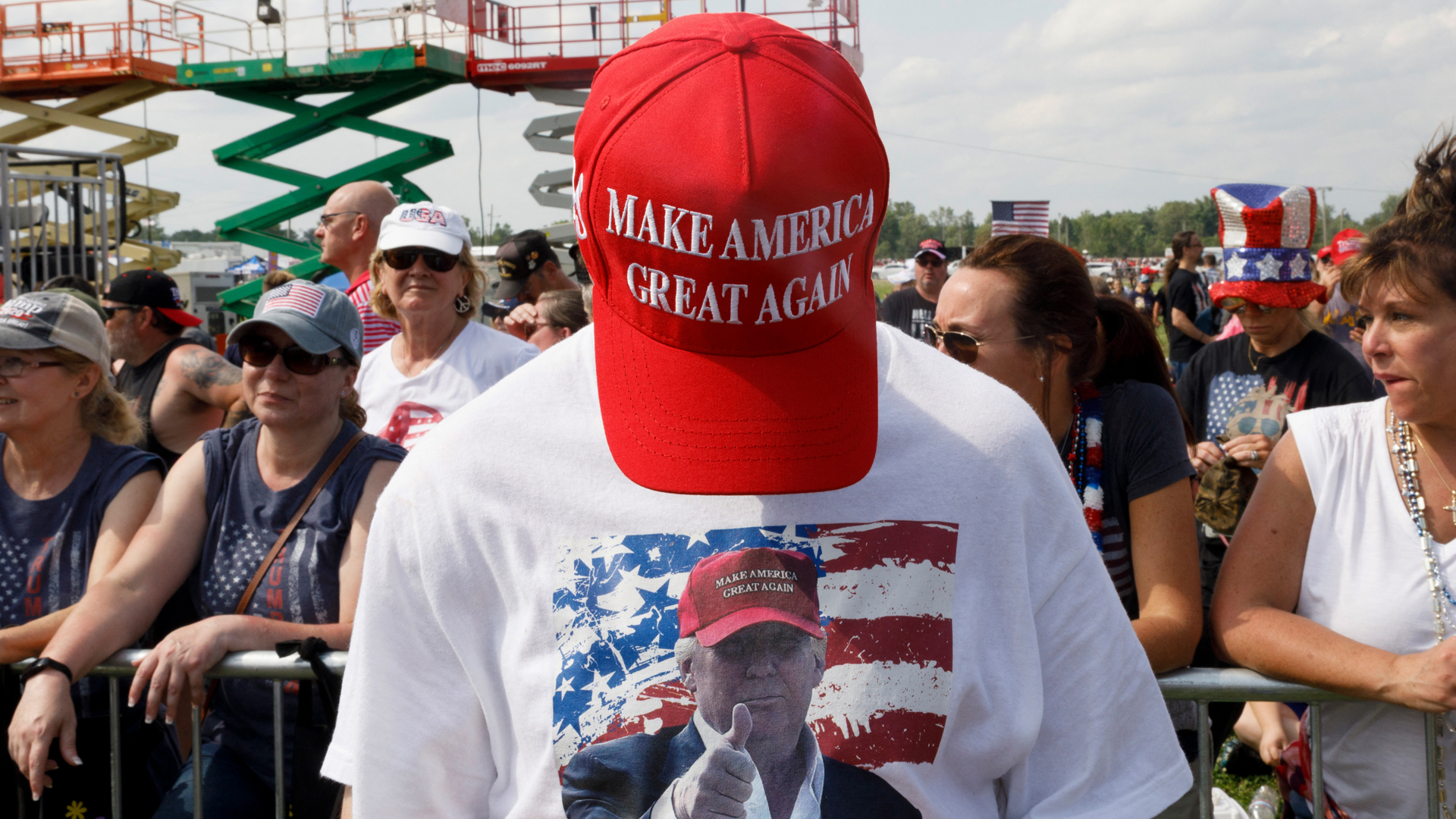 "Muchos ciudadanos tienden a pensar que el eslogan tantas veces repetido por Trump (MAGA) es correcto", escribe el autor (AFP)