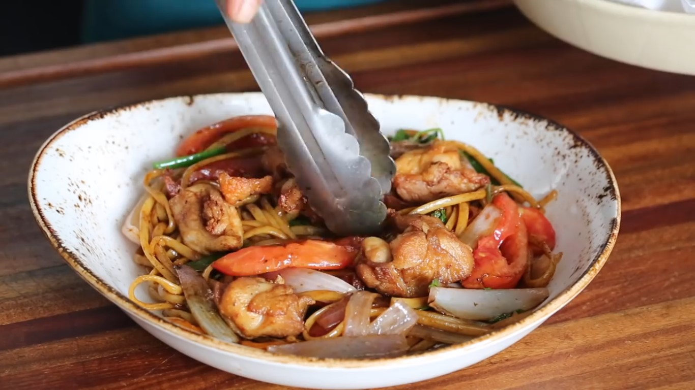 Cómo Preparar Un Delicioso Tallarín Saltado Con Chicharrón De Pollo