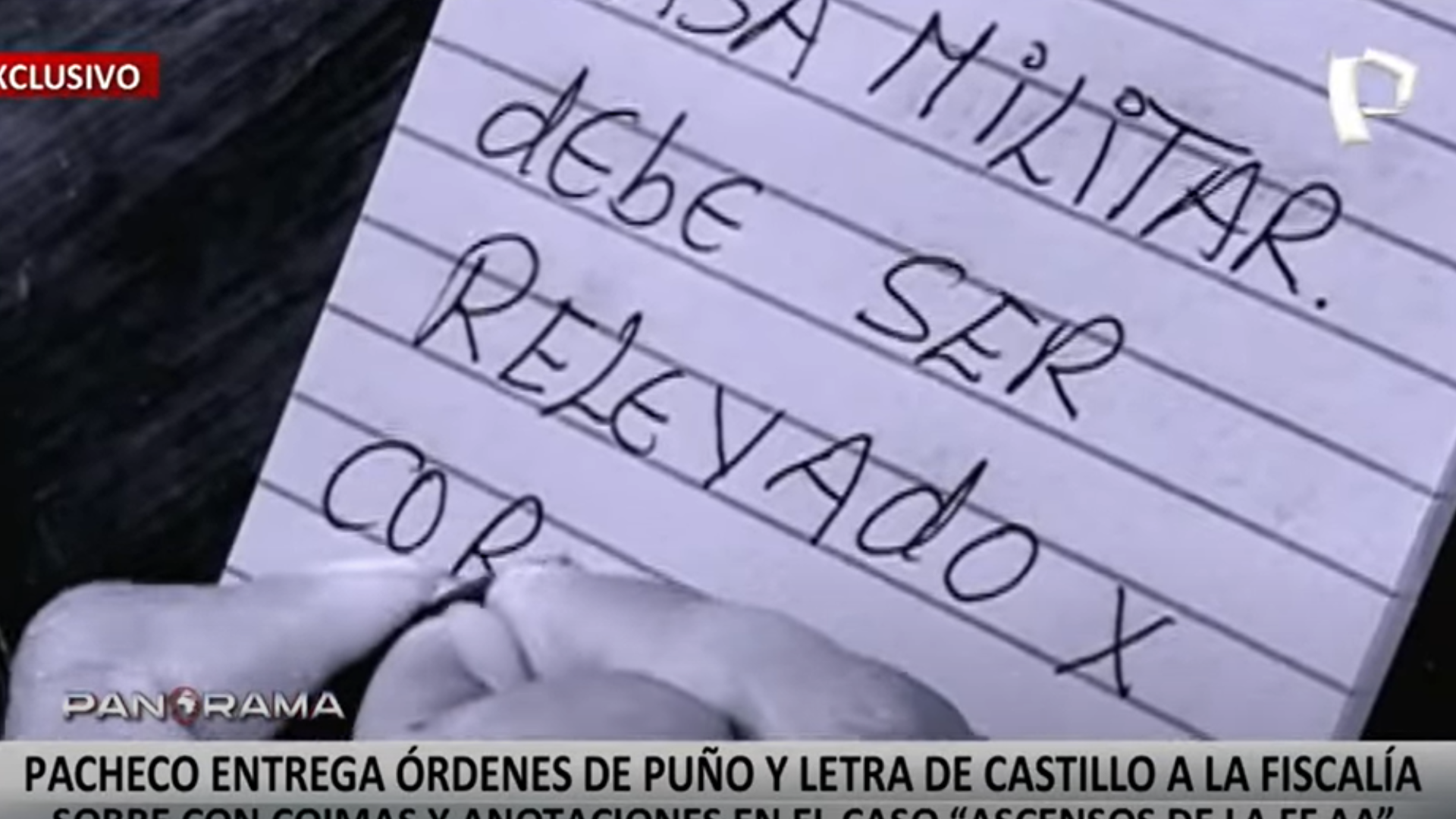 Bruno Pacheco entrega papeles que habrían sido redactados por el presidente Pedro Castillo