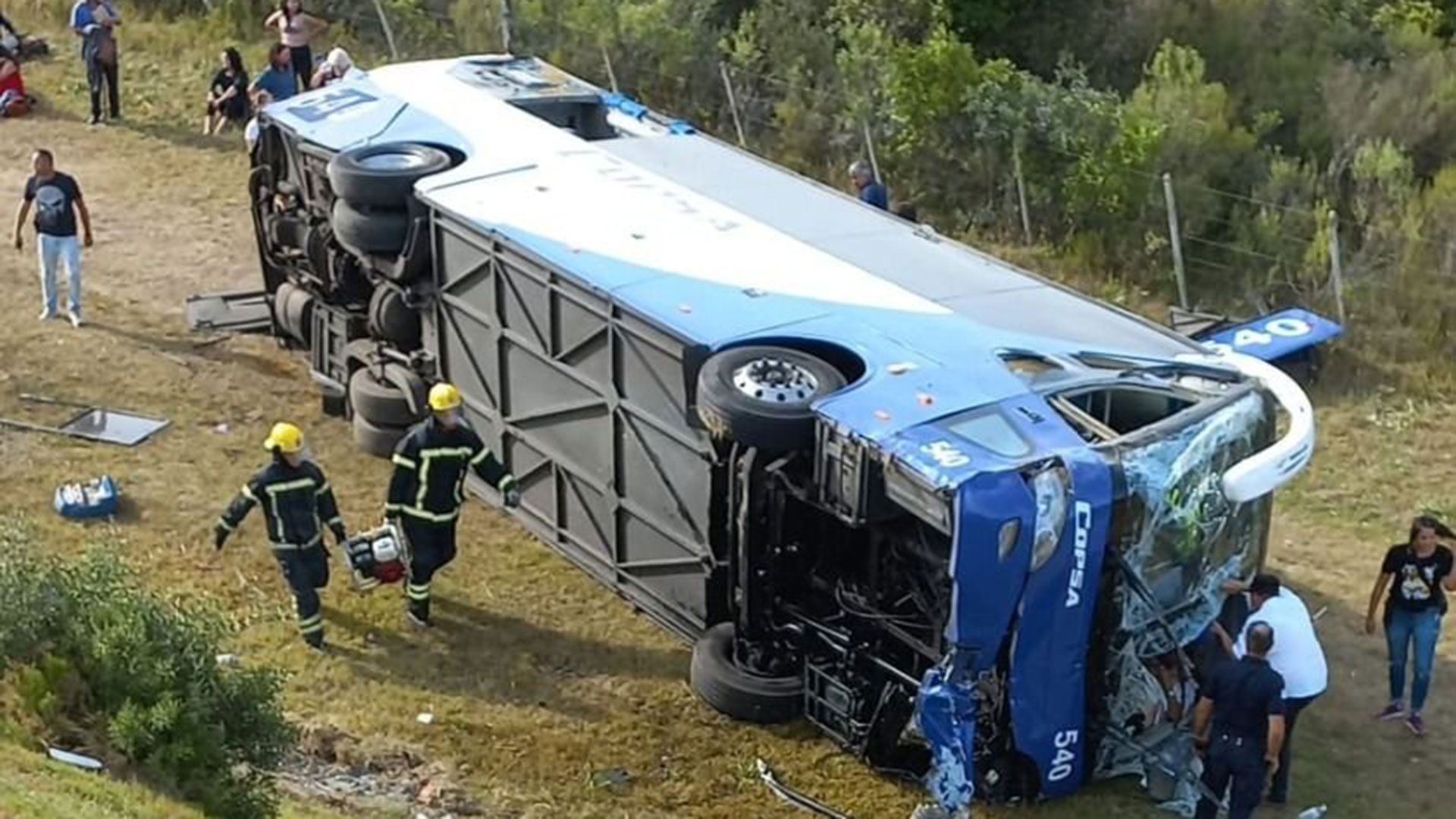 No se descarta error humano ni mecánico, así como la suma de ambos. Las responsabilidades no están claras y se investiga a la empresa de transporte. Foto: Paola Fiege