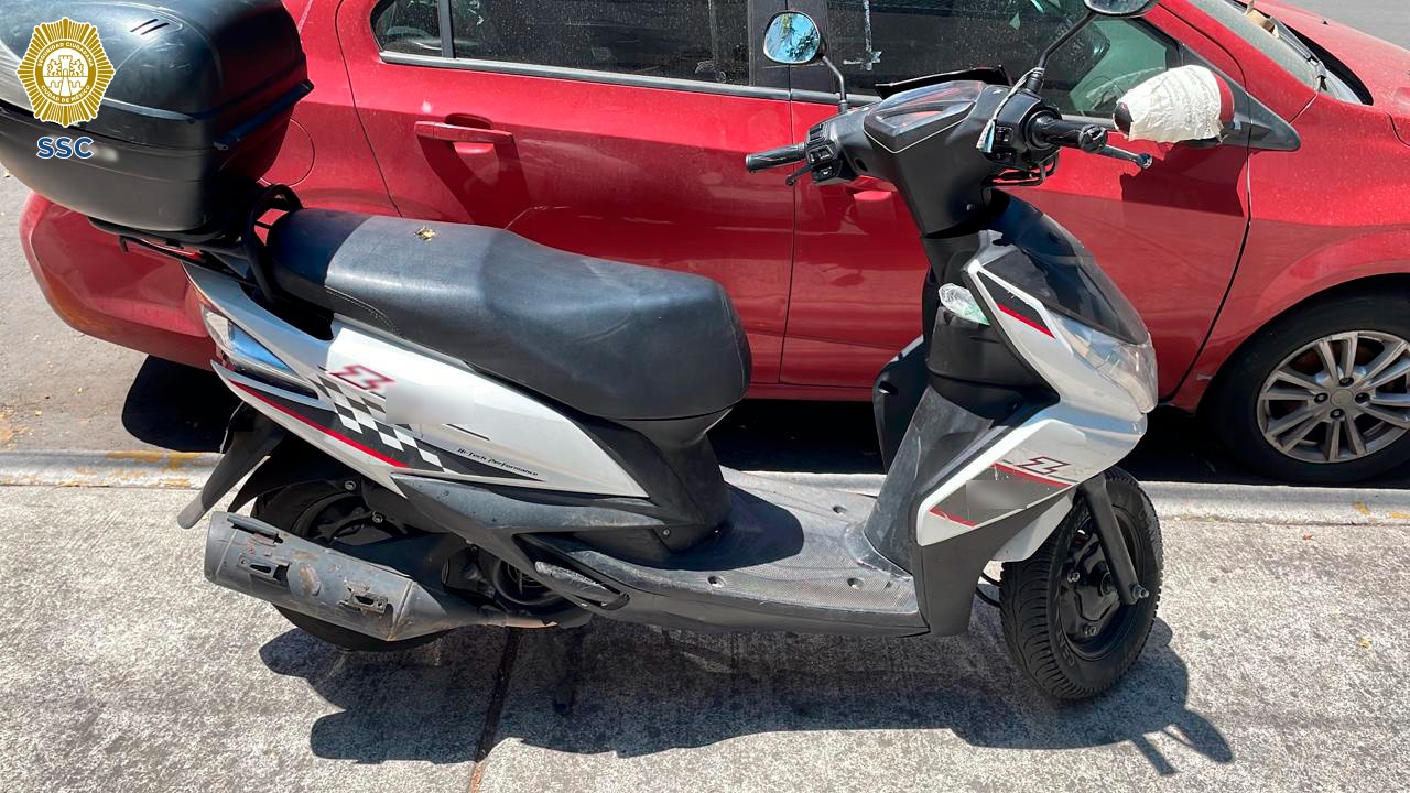 Ladrón de motocicleta fue arrestado en Coyoacán por tratar de venderla en redes sociales