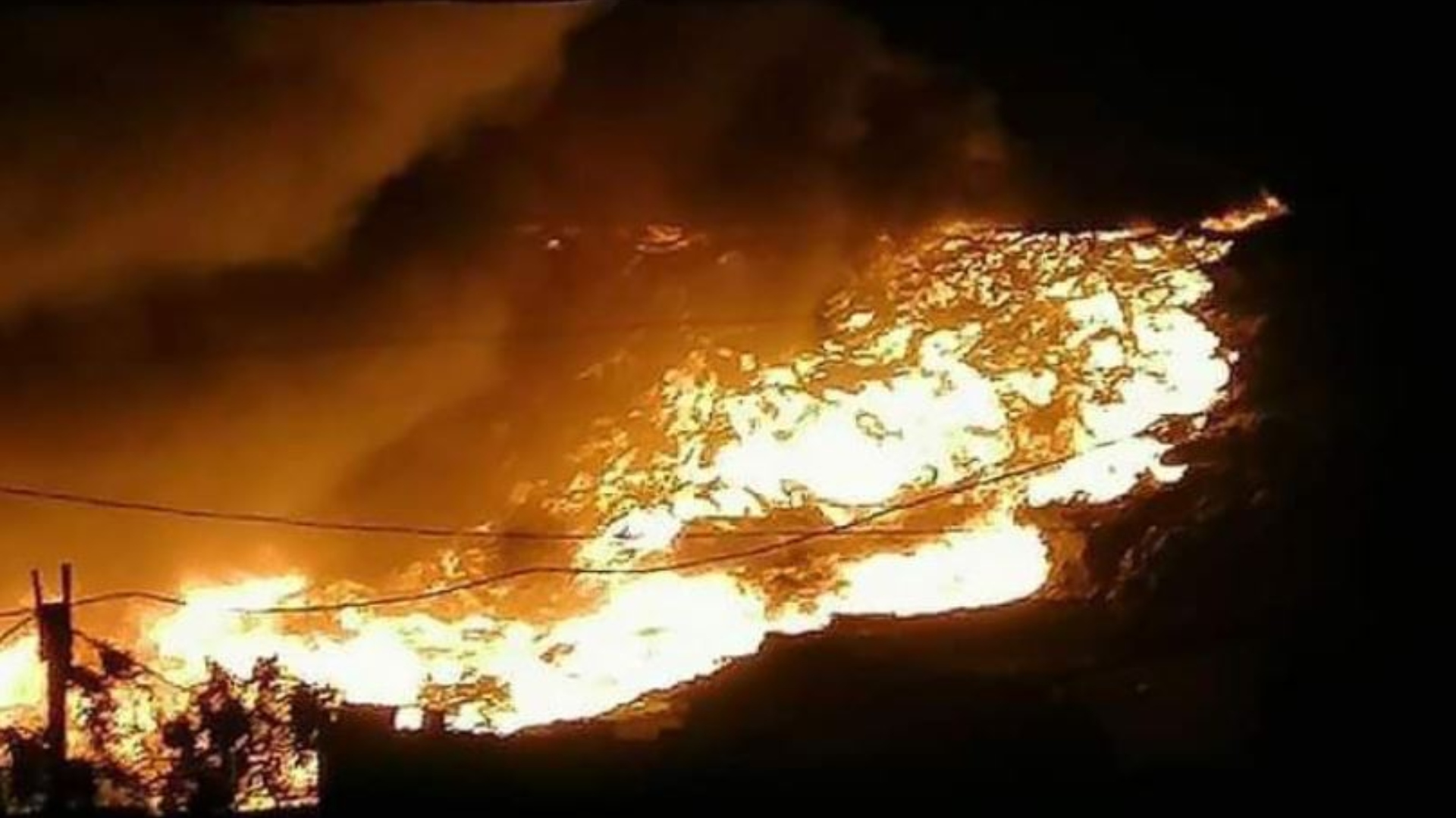 Estado de México: reportaron fuerte incendio en tiradero de basura en Chimalhuacán  