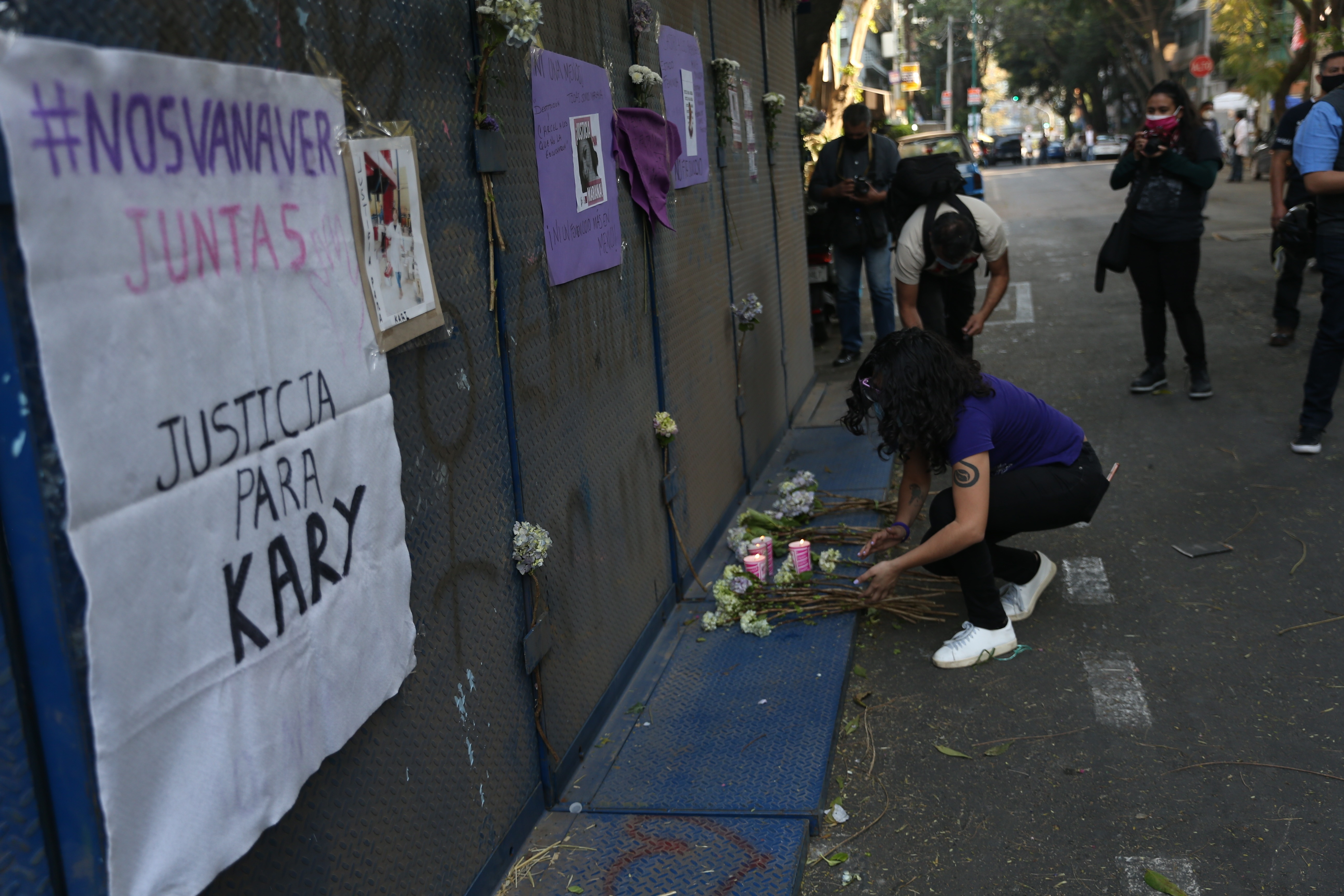 Familiares de victimas de feminicidio protestan en la Ciudad de Méxicp. (FOTO:  EFE/Sáshenka Gutiérrez)
