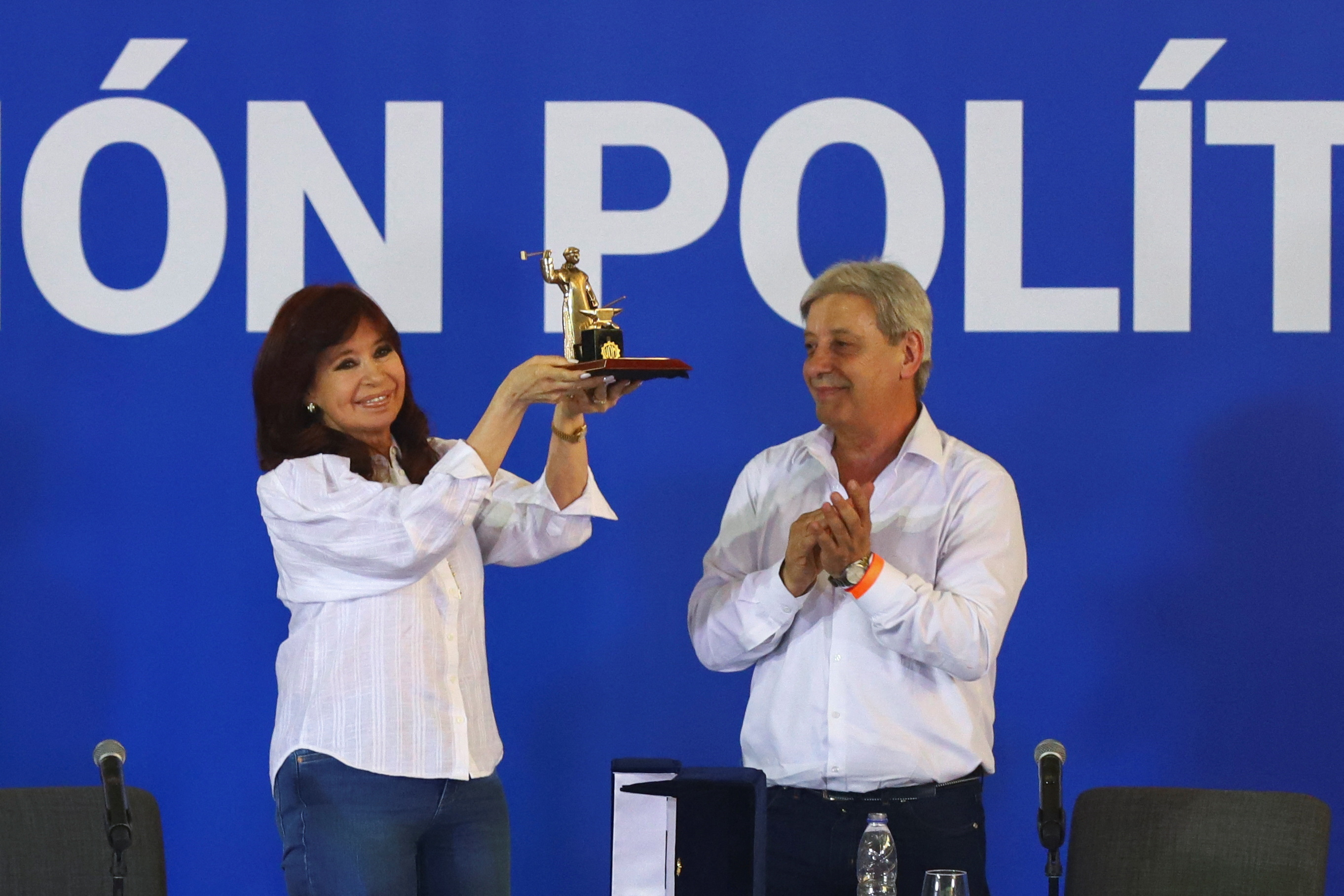 El renunciamiento de Cristina Kirchner dio inicio a una discusión política y electoral más horizontal (REUTERS/Matias Baglietto)