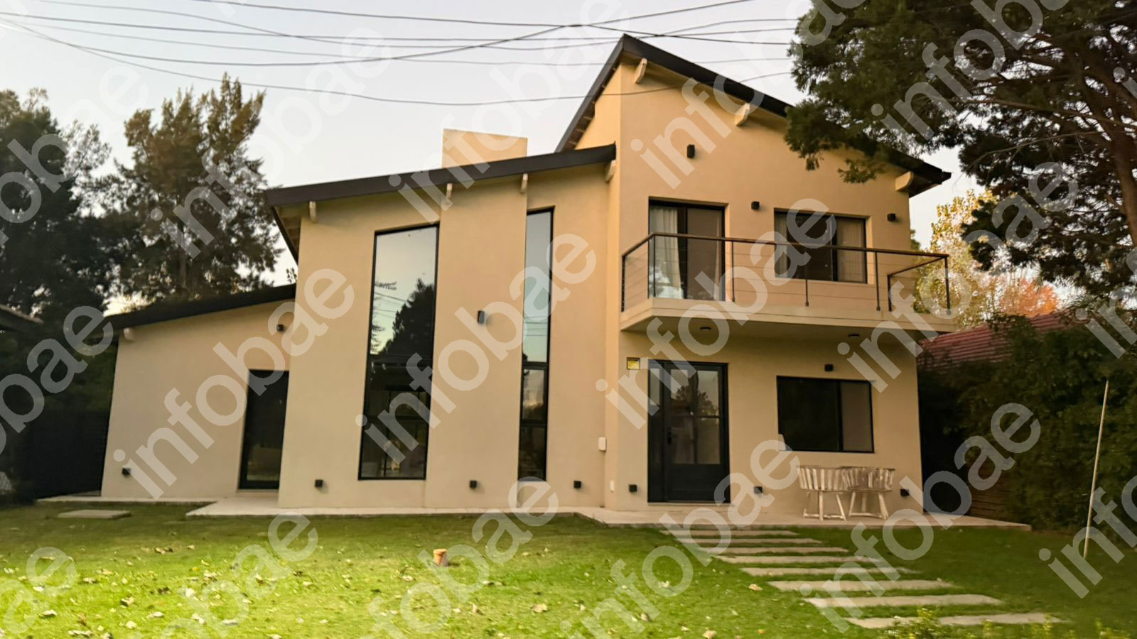 As&iacute; es la casa que alquil&oacute; Manuel Adorni durante 18 meses en el country Indio Cu&aacute; por 21.000 d&oacute;lares 