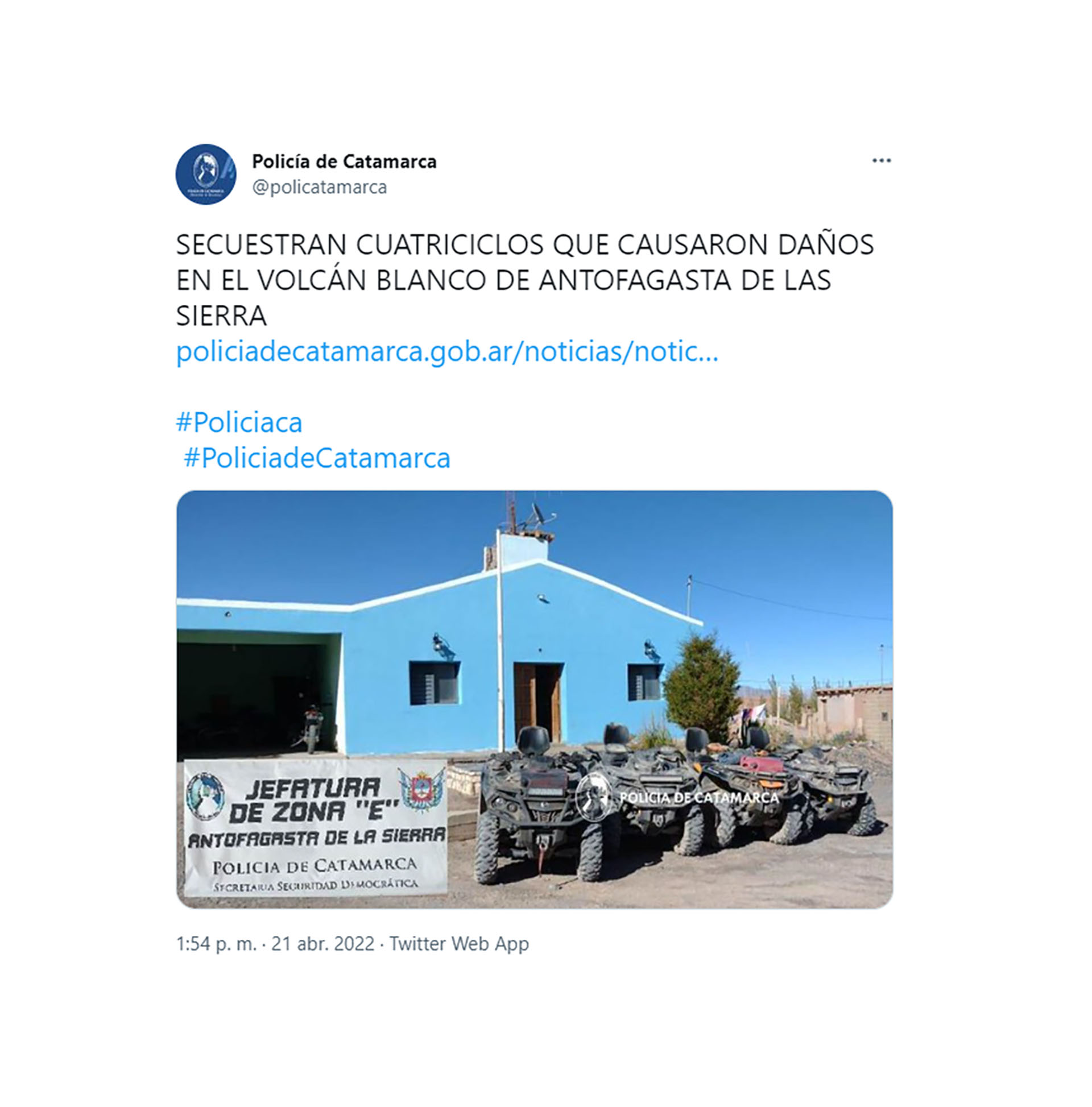 Efectivos de la Comisaría de Antofagasta de la Sierra (Catamarca) procedieron al secuestro de los cuatriciclos con los que cuatro turistas bonaerenses causaron daños en el Campo de Piedra Pómez. 