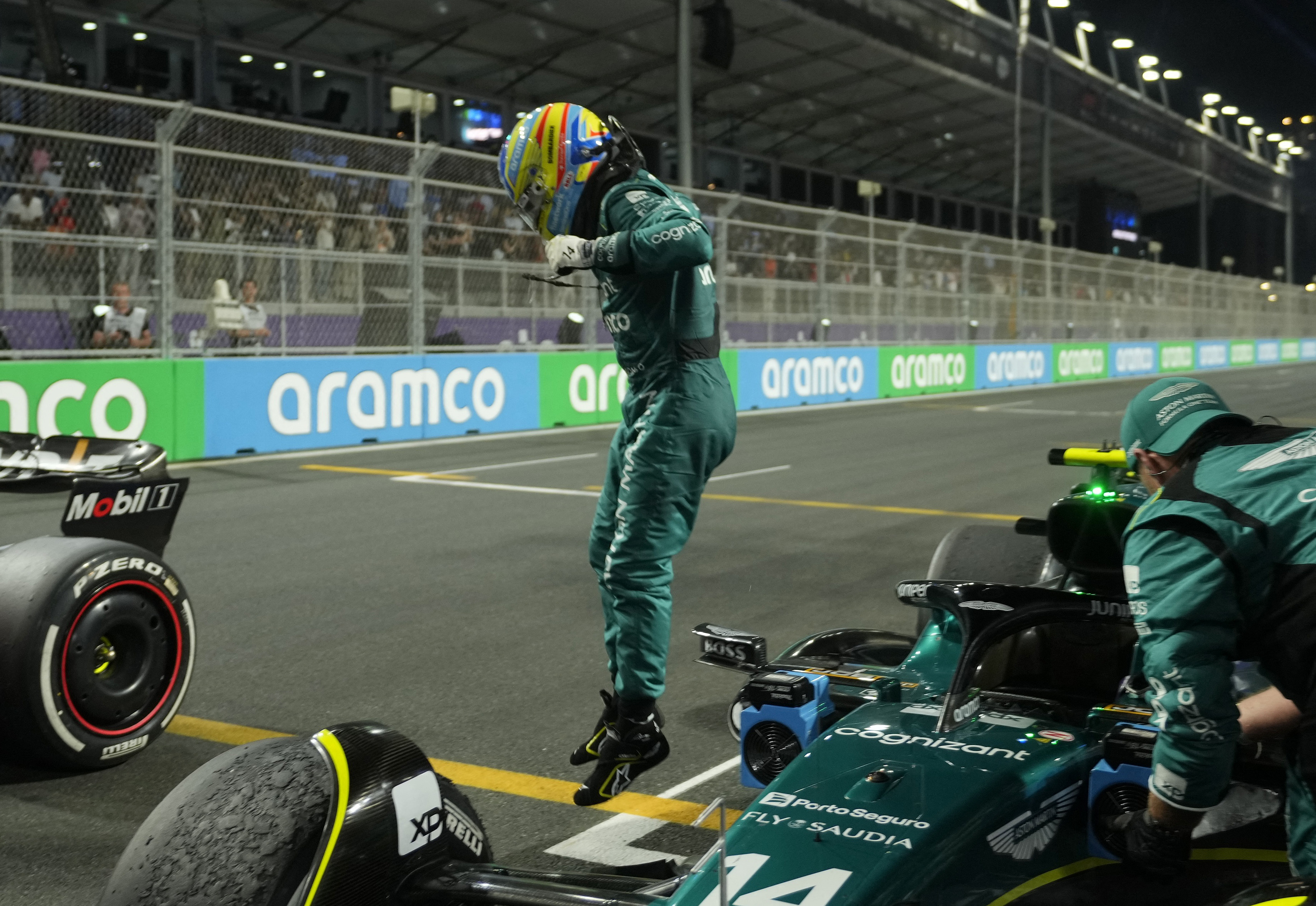 El insólito error de Aston Martin que le impidió a Fernando Alonso lograr su podio N° 100 en la Fórmula 1