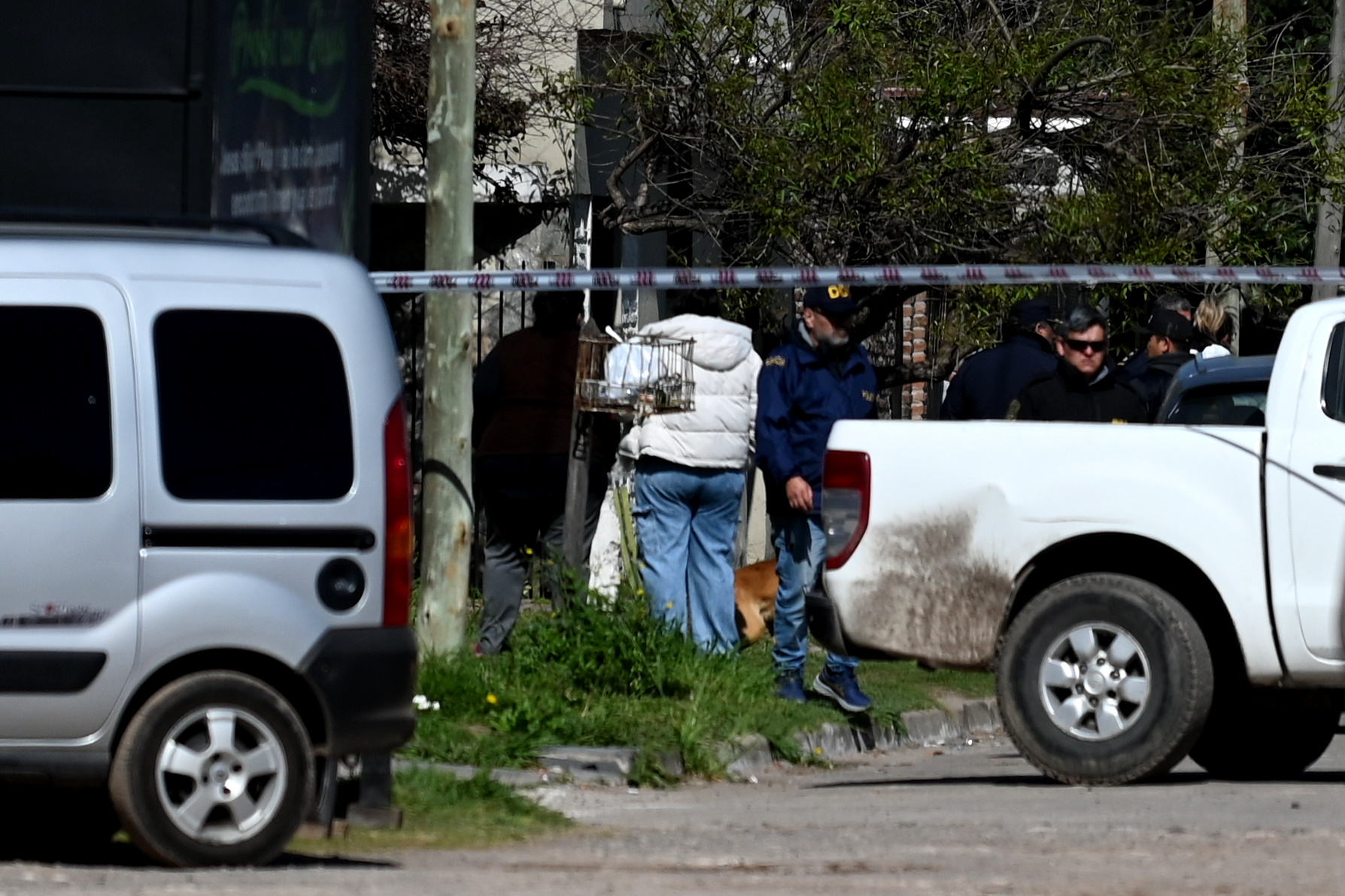 “Pasó lo que no queríamos”: el desgarrador relato del abuelo de las chicas buscadas en La Matanza tras confirmarse la identidad de los cuerpos