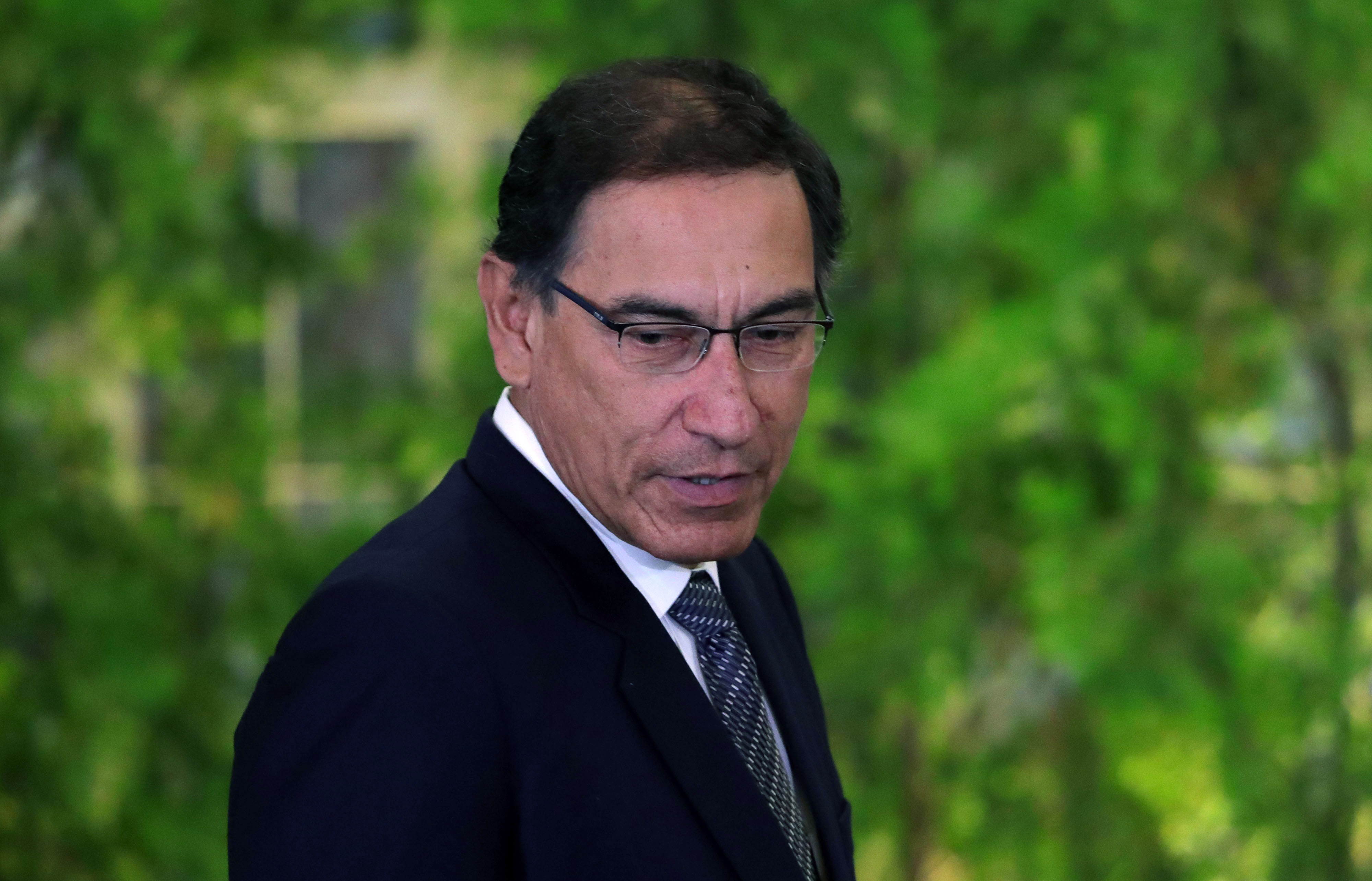 En la imagen, el expresidente peruano Martín Vizcarra. EFE/Ernesto Arias/Archivo