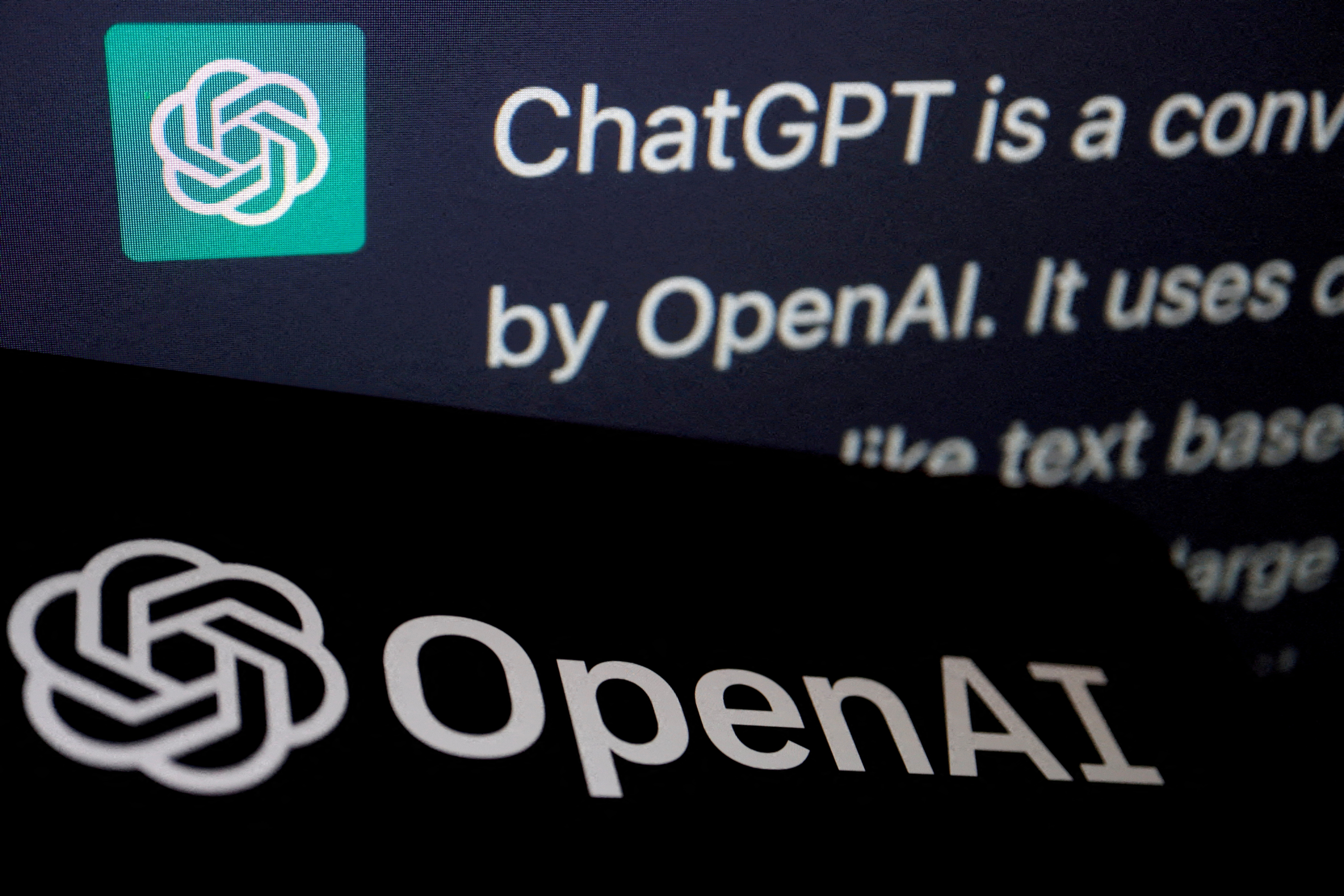 ChatGPT puede recordar textos que fueron compartidos con la IA para luego utilizarlos como fuentes para resultados posteriores. (REUTERS/Florence Lo)