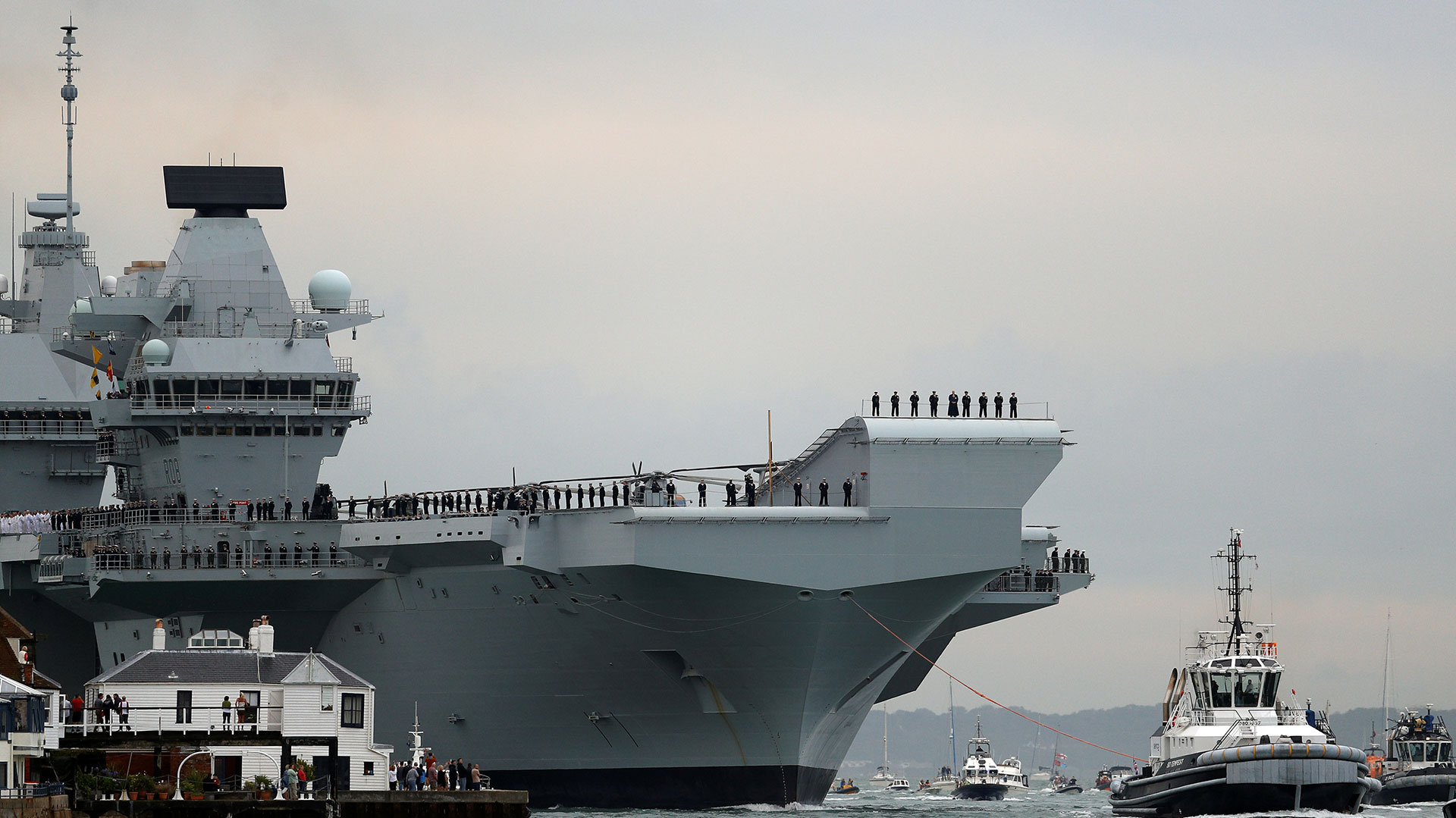 El HMS Queen Elizabeth tuvo un costo de 3700 millones de dólares (Reuters)