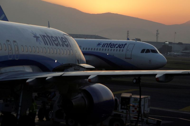 Actualmente la Ley de aviación Civil prohíbe el cabotaje a empresas extranjeras (REUTERS/Daniel Becerril/File Photo)
