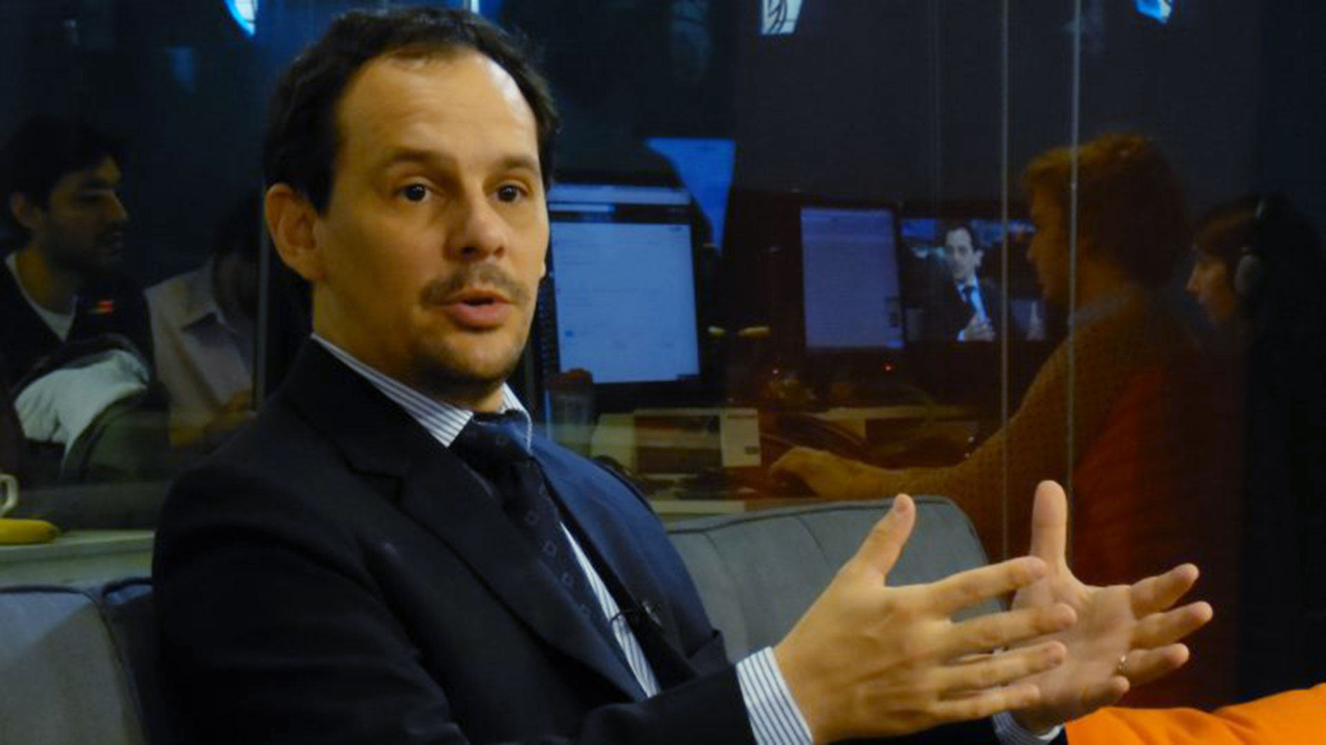 La ‘bola’ de emisión monetaria no es que genera un salto inflacionario ahora, tarda entre 12 y 18 meses en llegar a la inflación, observó Fausto Spotorno
