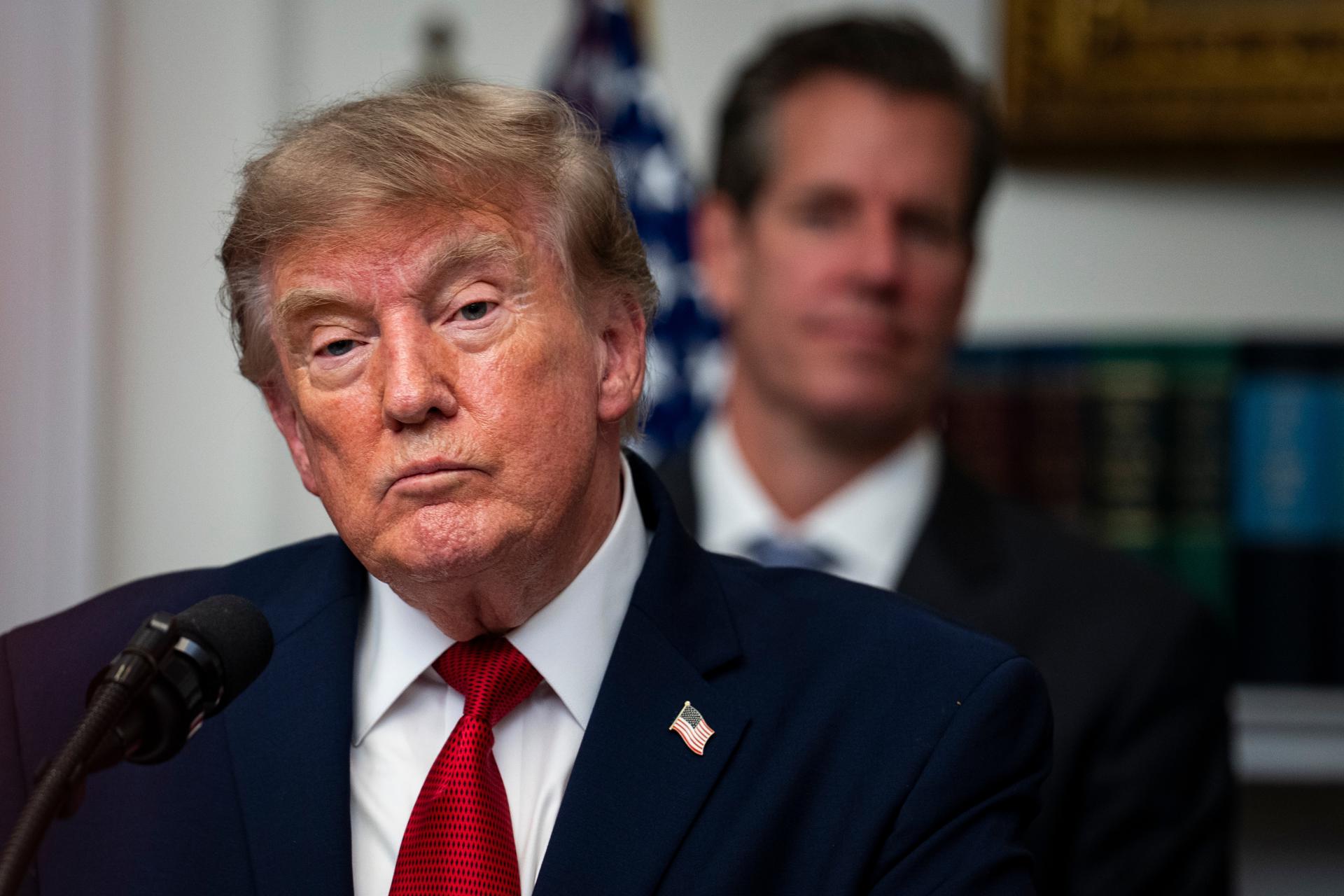 Anulan suspensión de visados ordenada por Trump