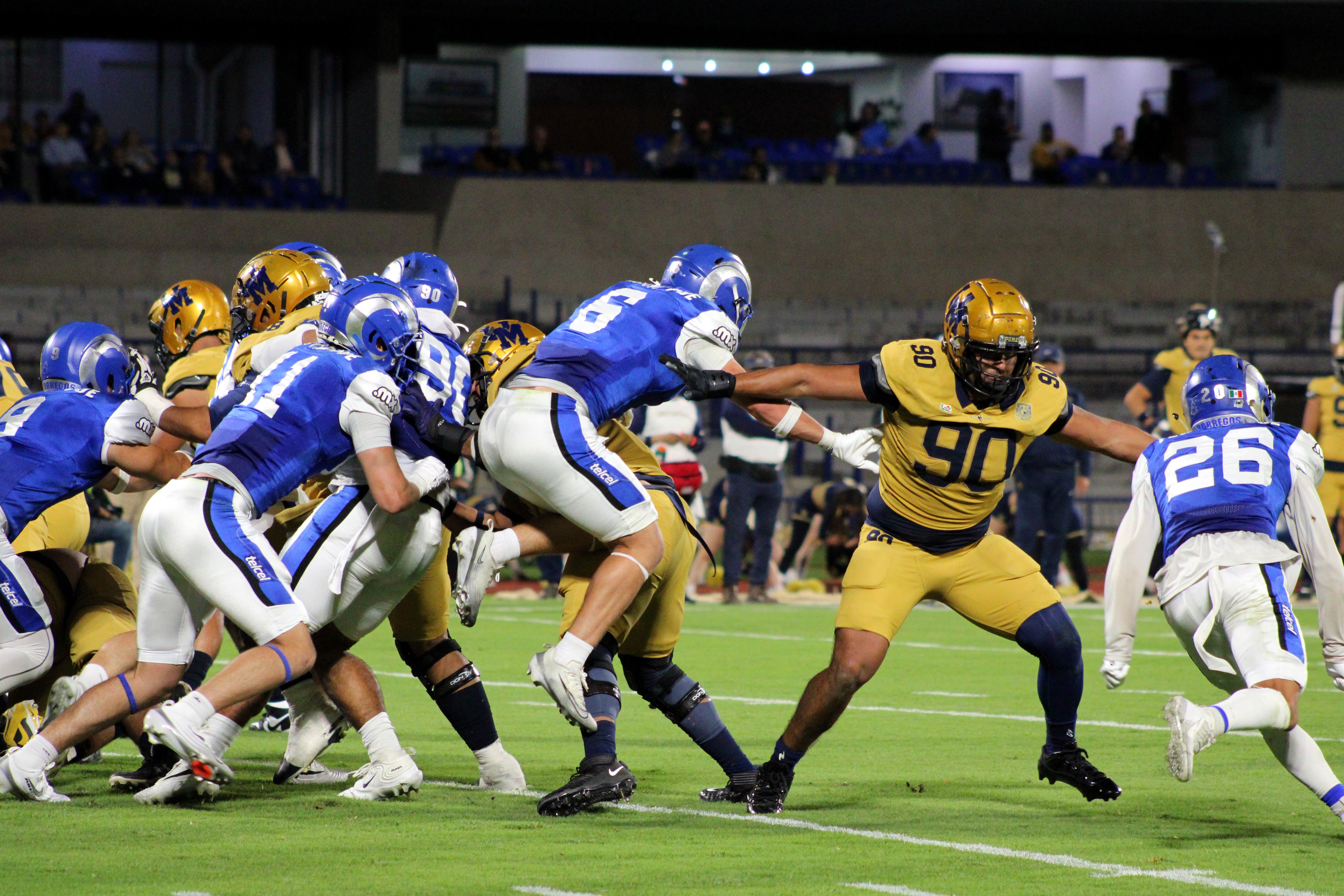 En lo que representa la tercera victoria consecutiva del representativo de futbol americano de la Universidad Nacional, los Pumas de Ciudad Universitaria vencieron al Instituto Tecnológico y de Estudios Superiores de Monterrey (ITESM) campus Puebla