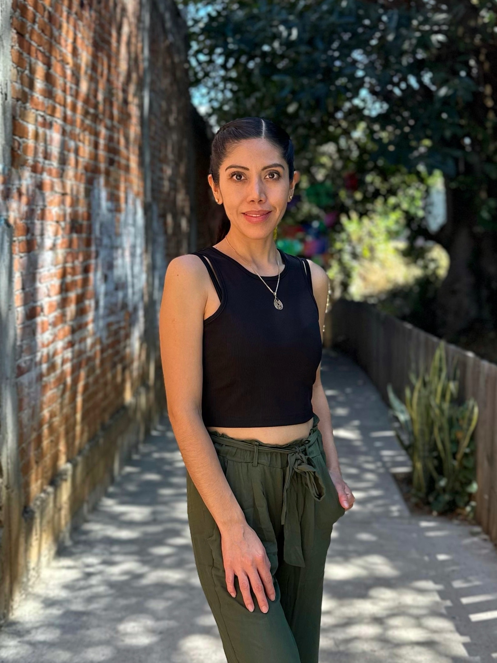 Andrea Gómez gana el primer Premio Bellas Artes de Literatura en Lenguas  Indígenas 2025 por obra escrita en zapoteco – La Crónica de Hoy México