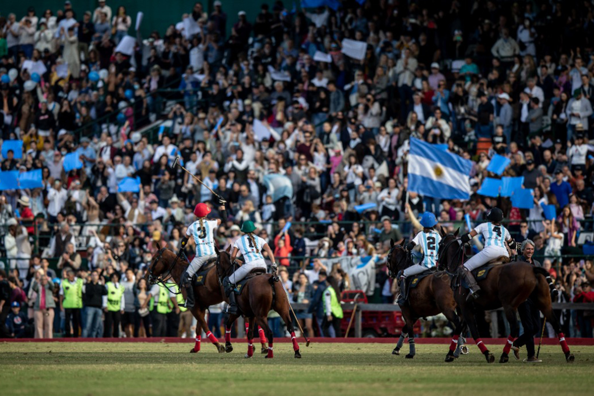 Mundial de polo femenino: la Argentina goleó a Estados Unidos y es el primer campeón