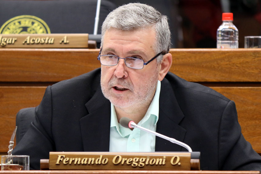 Diputado Fernando Oreggioni. Gentileza.