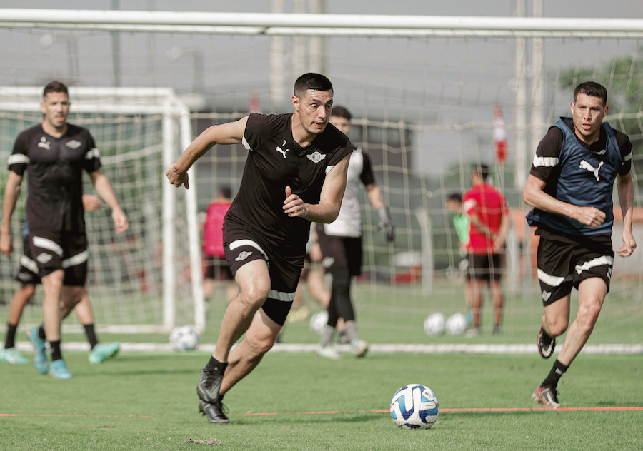 El Carabobo Fútbol Club fortalece su arco con el guardameta argentino Lucas  Bruera