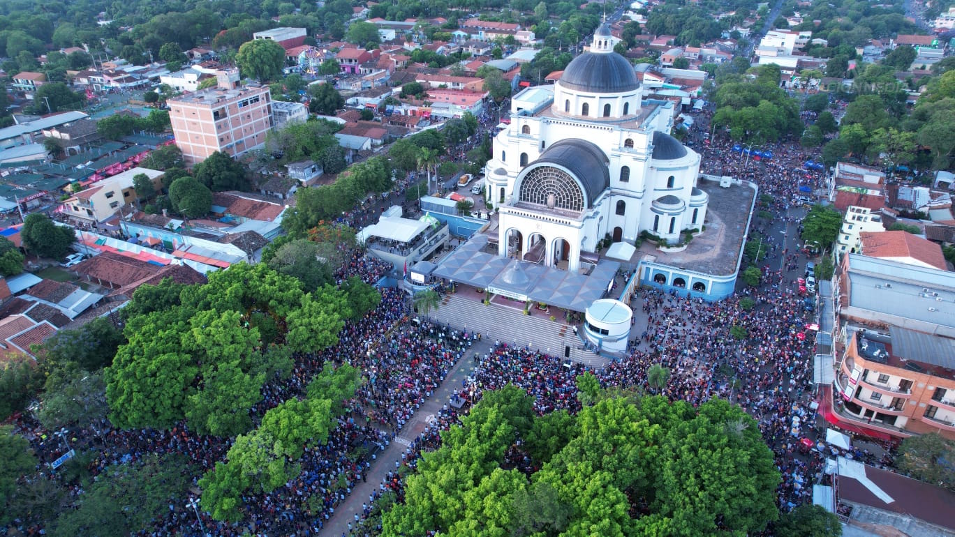Caacupé congrega a miles de ciudadanos en la mayor fiesta religiosa del Paraguay