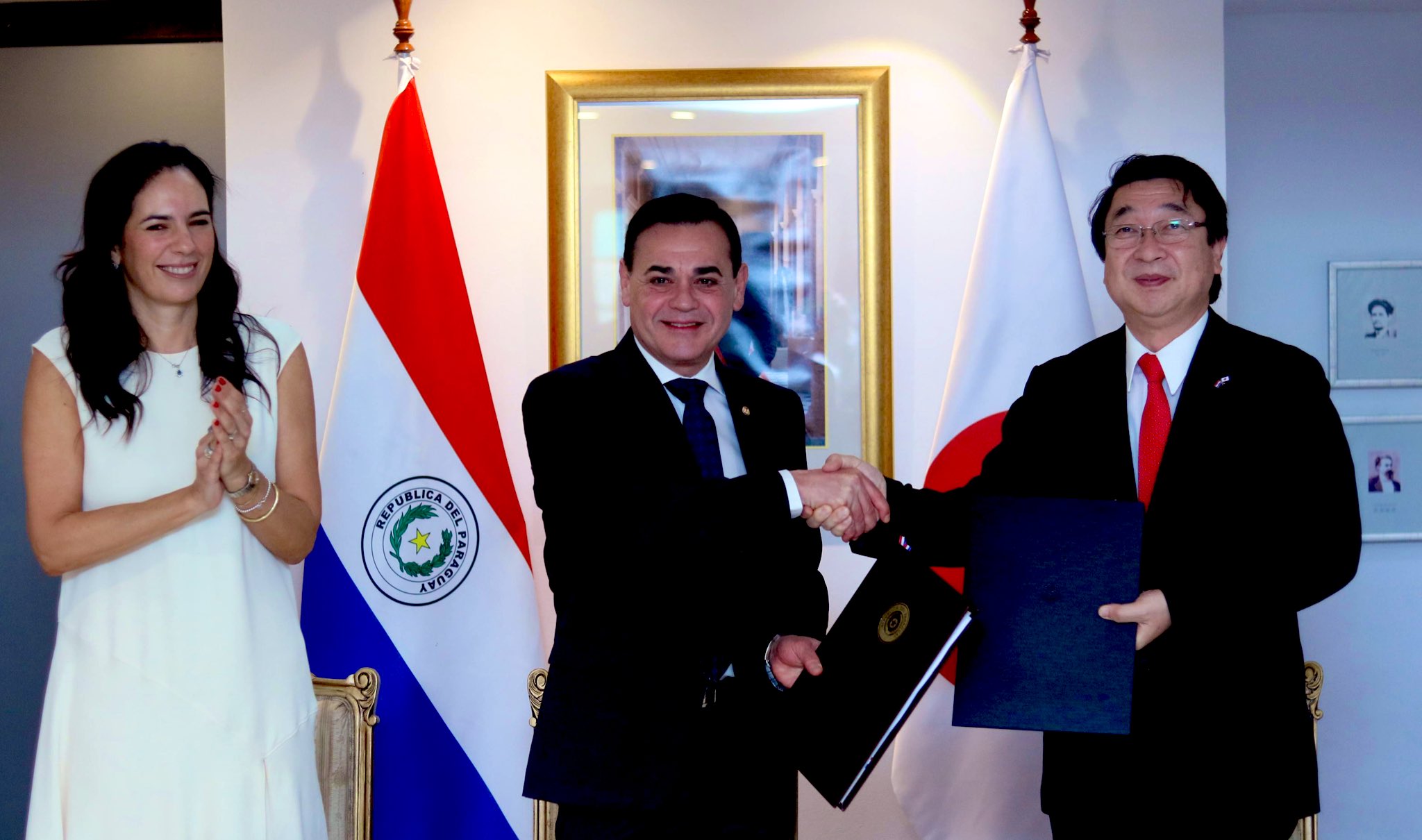 Paraguay extiende por cinco años el convenio de cooperación para fortalecer sus vías navegables