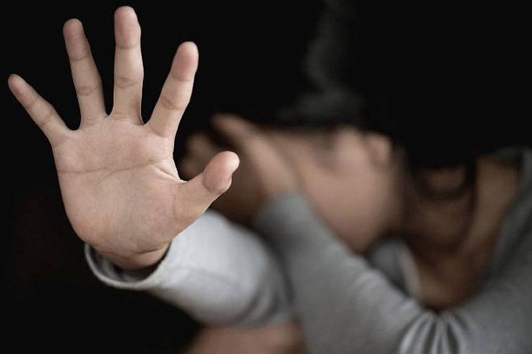 La Nacin / Cada dos horas se registra un abuso sexual contra nios en  Paraguay, seala informe
