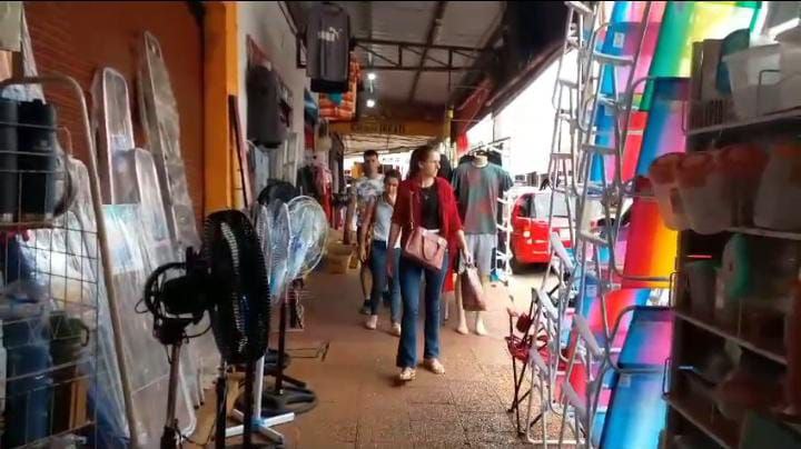 Argentinos cruzan a Encarnación para realizar compras y comerciantes están optimistas