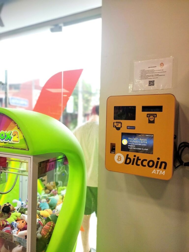 La Nación / Paraguay ya cuenta con un cajero de bitcoin