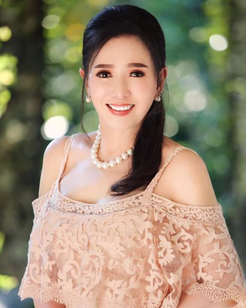 Joven por siempre"; conoce a la mujer de Tailandia que tiene 74 años y parece de 30 - La Razón de México