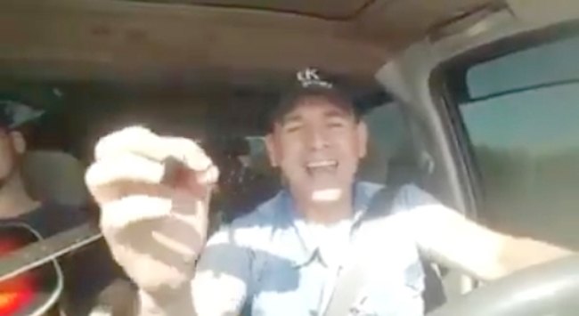 El simpático video del “Temazo para Carmiña” sapy’aitépe se hizo viral en redes sociales.