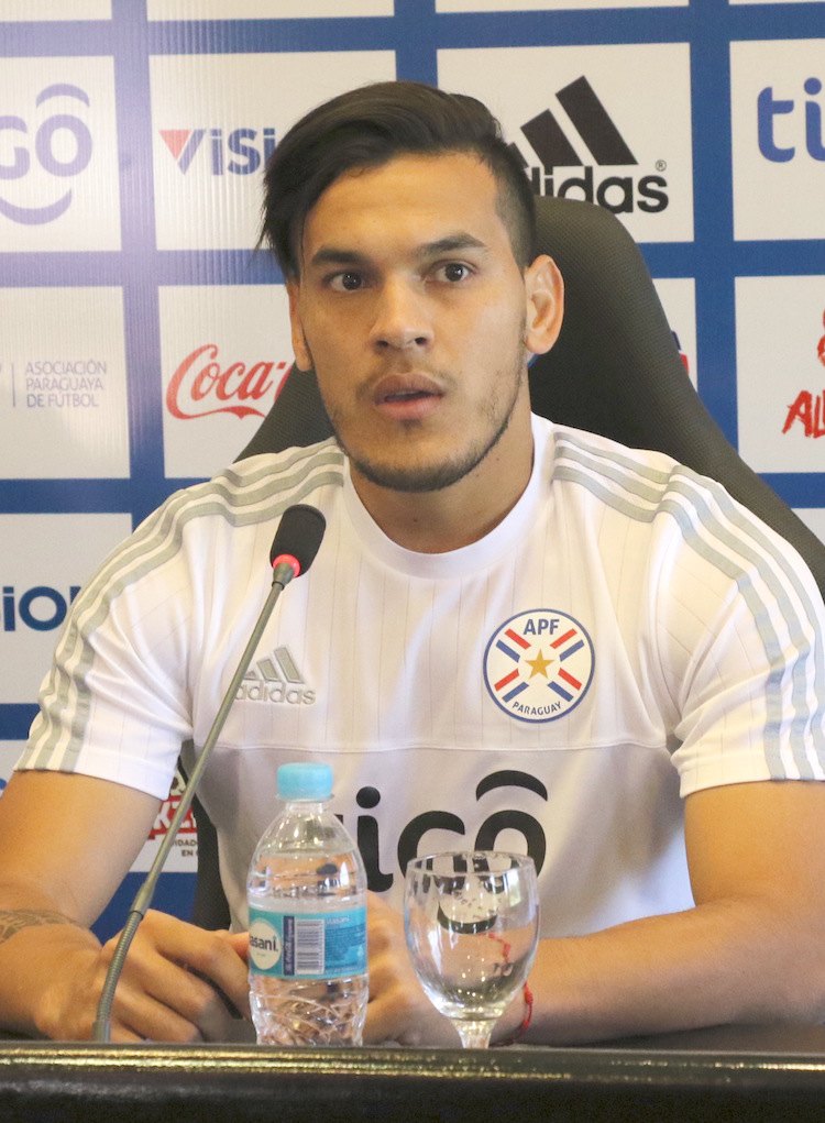 Gustavo Gómez, defensor.