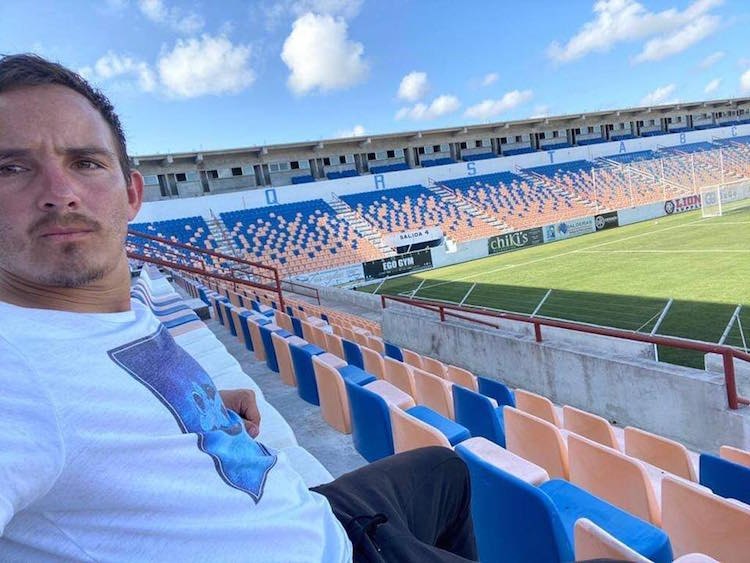 A sus 26 años Santiago creó su propia empresa y día a día trabaja para ir creciendo.