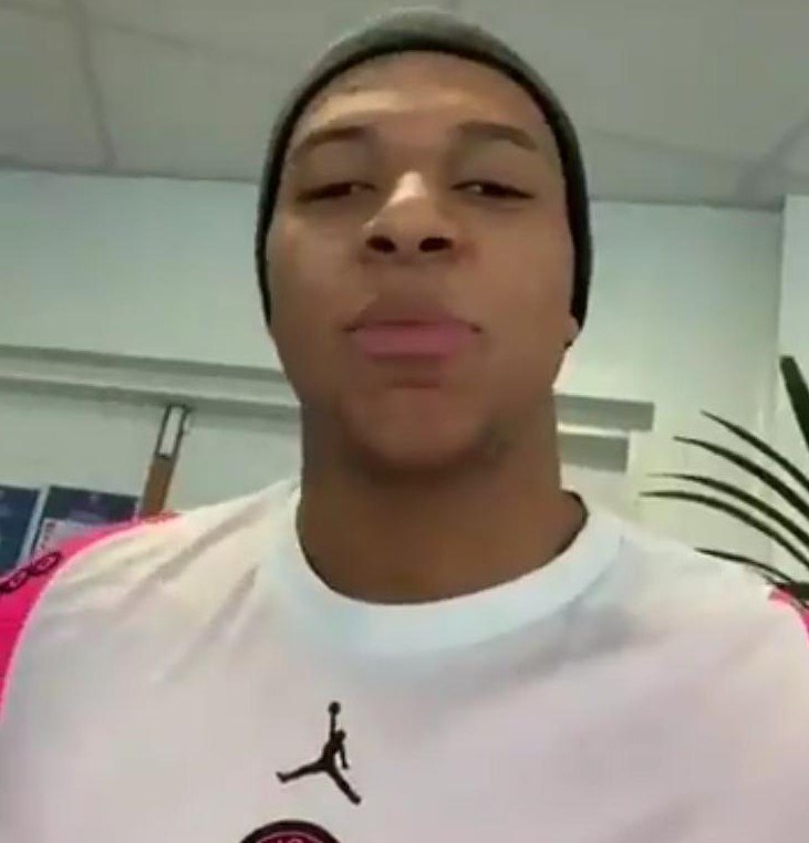 Kylian Mbappé, estrella mundial, le deseó suerte a Cerro.