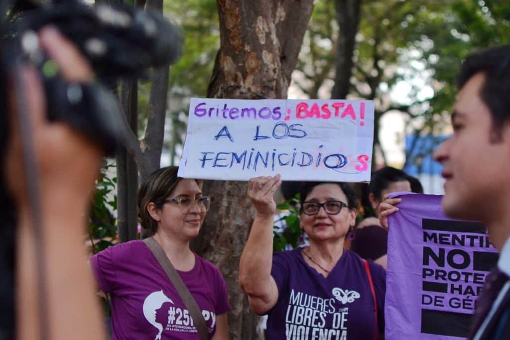 La marcha también se realiza el 25 de noviembre.