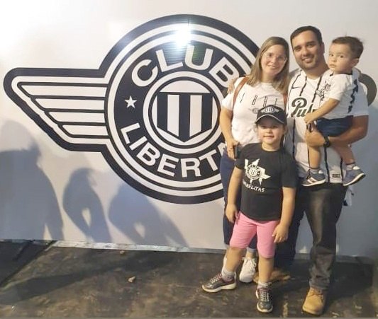 La familia de Martín que lo apoya en sus “locuras”.