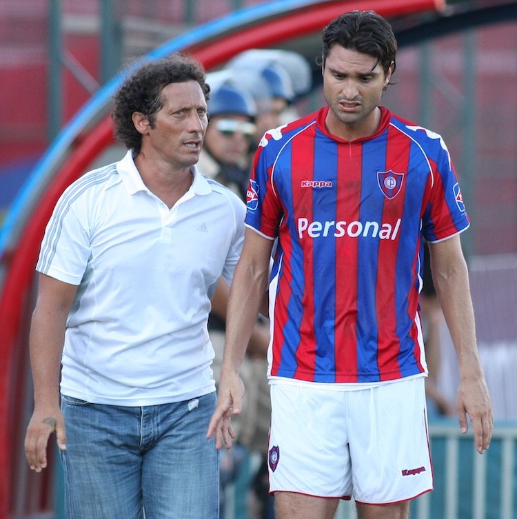 En el 2009 Juan Manuel fue dirigido por su compatriota Pedro Troglio, otro DT muy querido en Cerro.